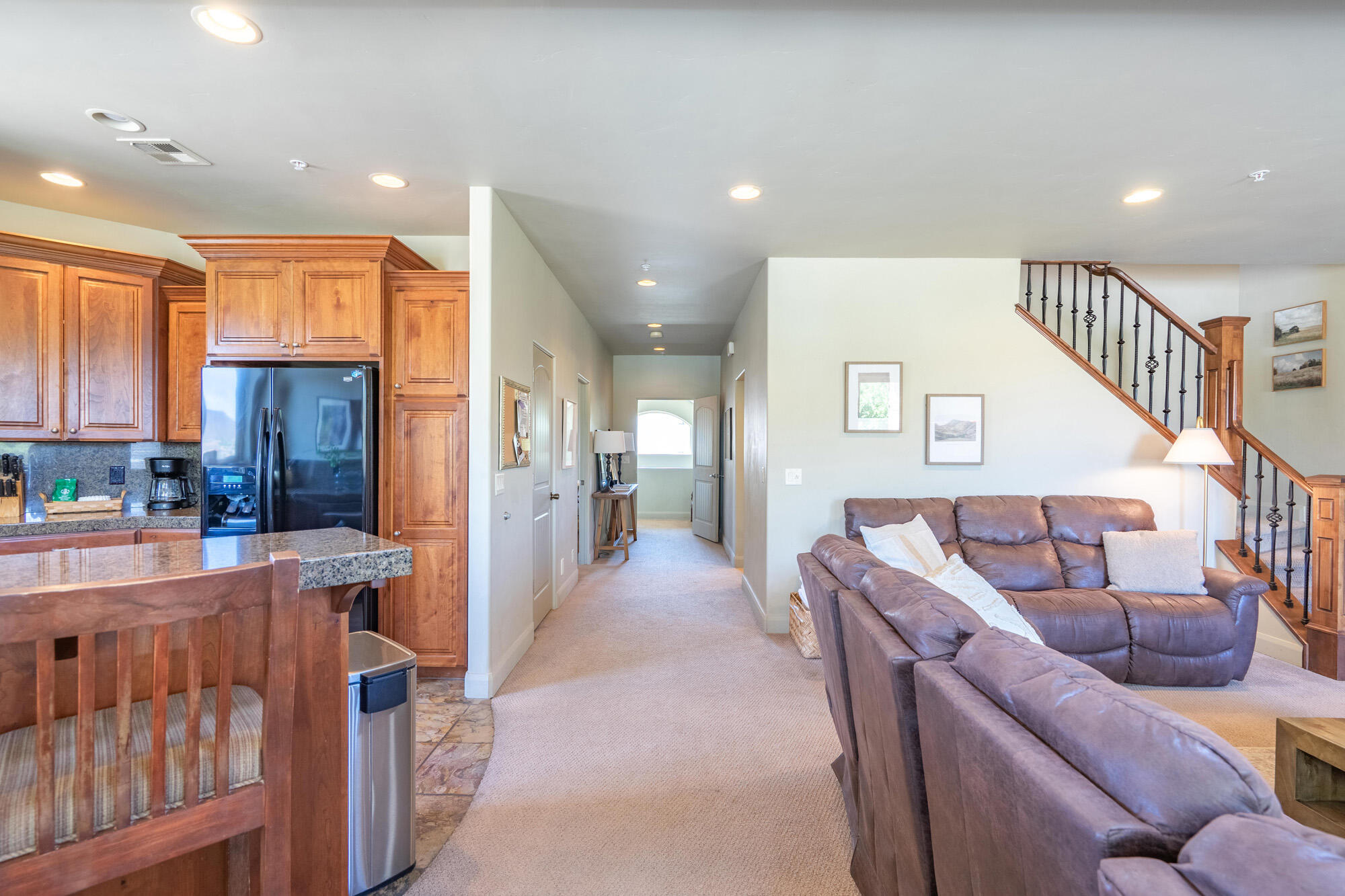 POINT VISTA CONDOS - Residential