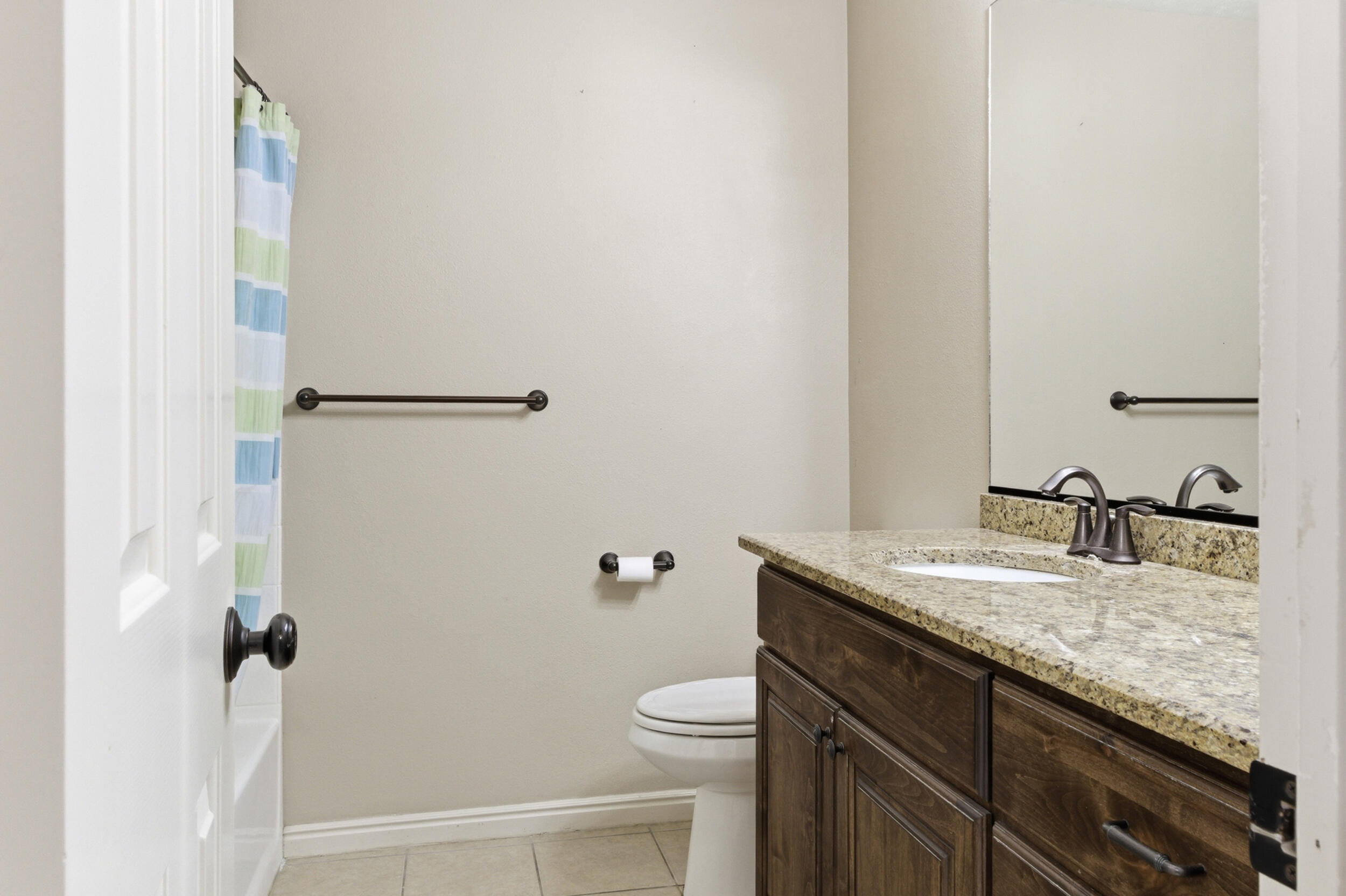 COUNTRY CLUB TOWNHOMES OF BLOOMINGTON - Residential