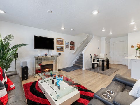 Tiny photo for 3361 E Elkhorn LN, Washington, UT 84780 (MLS # 26-273426)