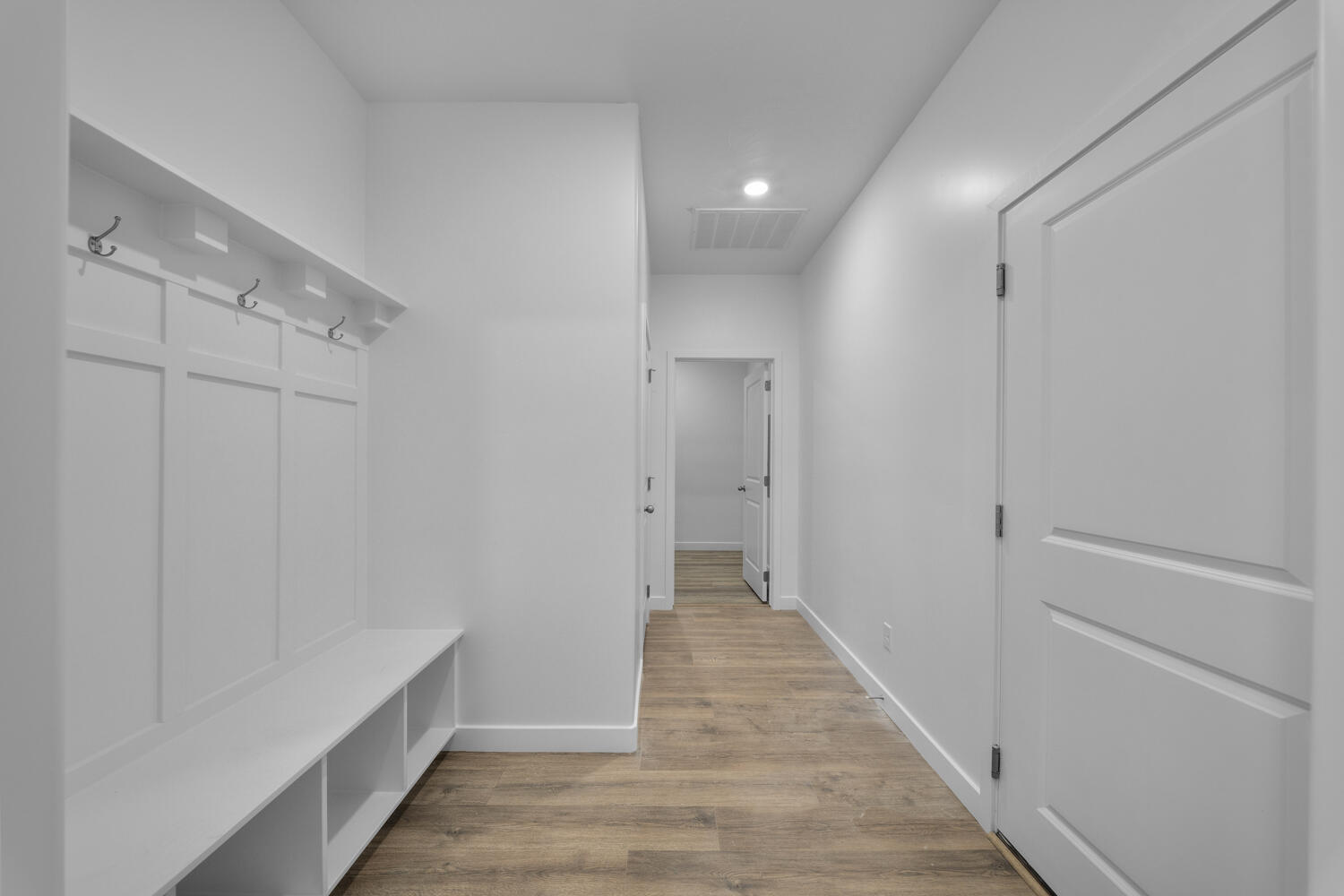 STANDING ROCK WEST AT LONG VALLEY - Residential