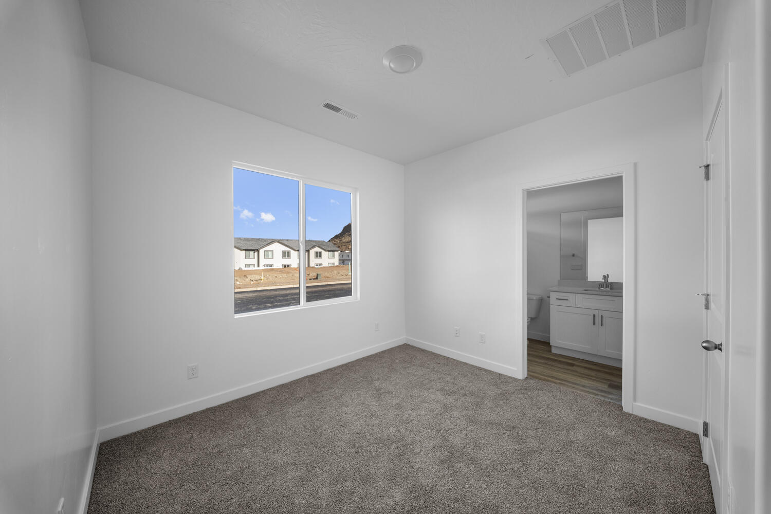 STANDING ROCK WEST AT LONG VALLEY - Residential