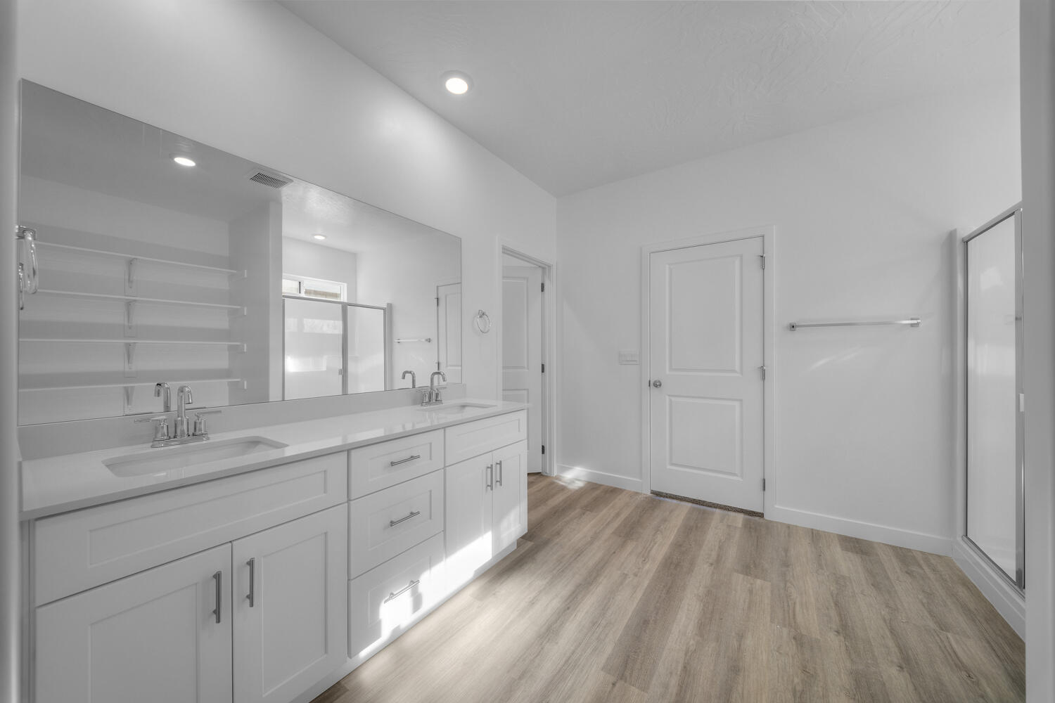 STANDING ROCK WEST AT LONG VALLEY - Residential