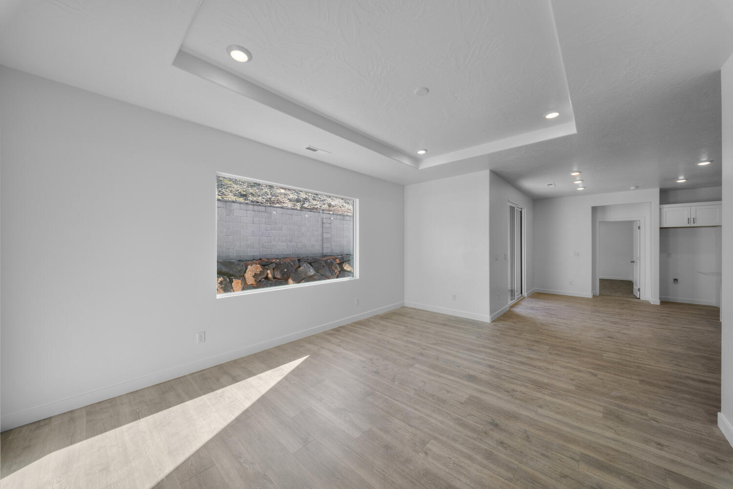 STANDING ROCK WEST AT LONG VALLEY - Residential