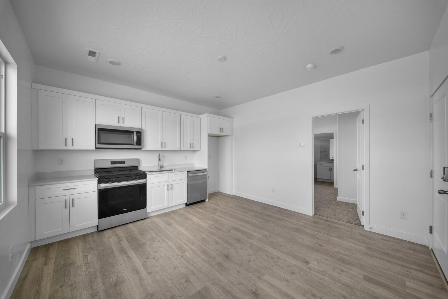 STANDING ROCK WEST AT LONG VALLEY - Residential