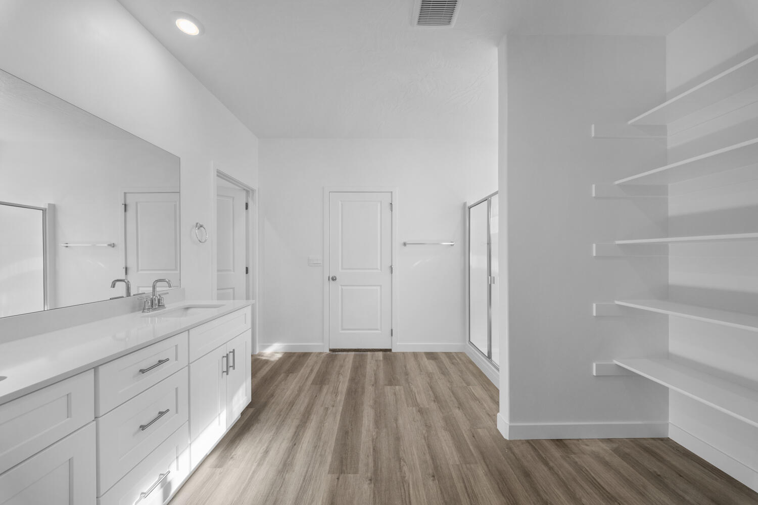 STANDING ROCK WEST AT LONG VALLEY - Residential