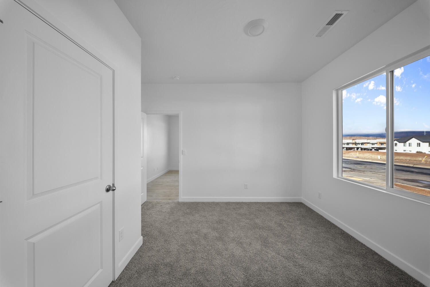 STANDING ROCK WEST AT LONG VALLEY - Residential