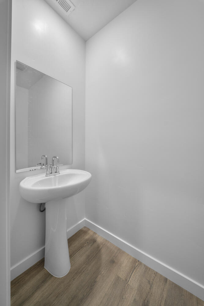 STANDING ROCK WEST AT LONG VALLEY - Residential