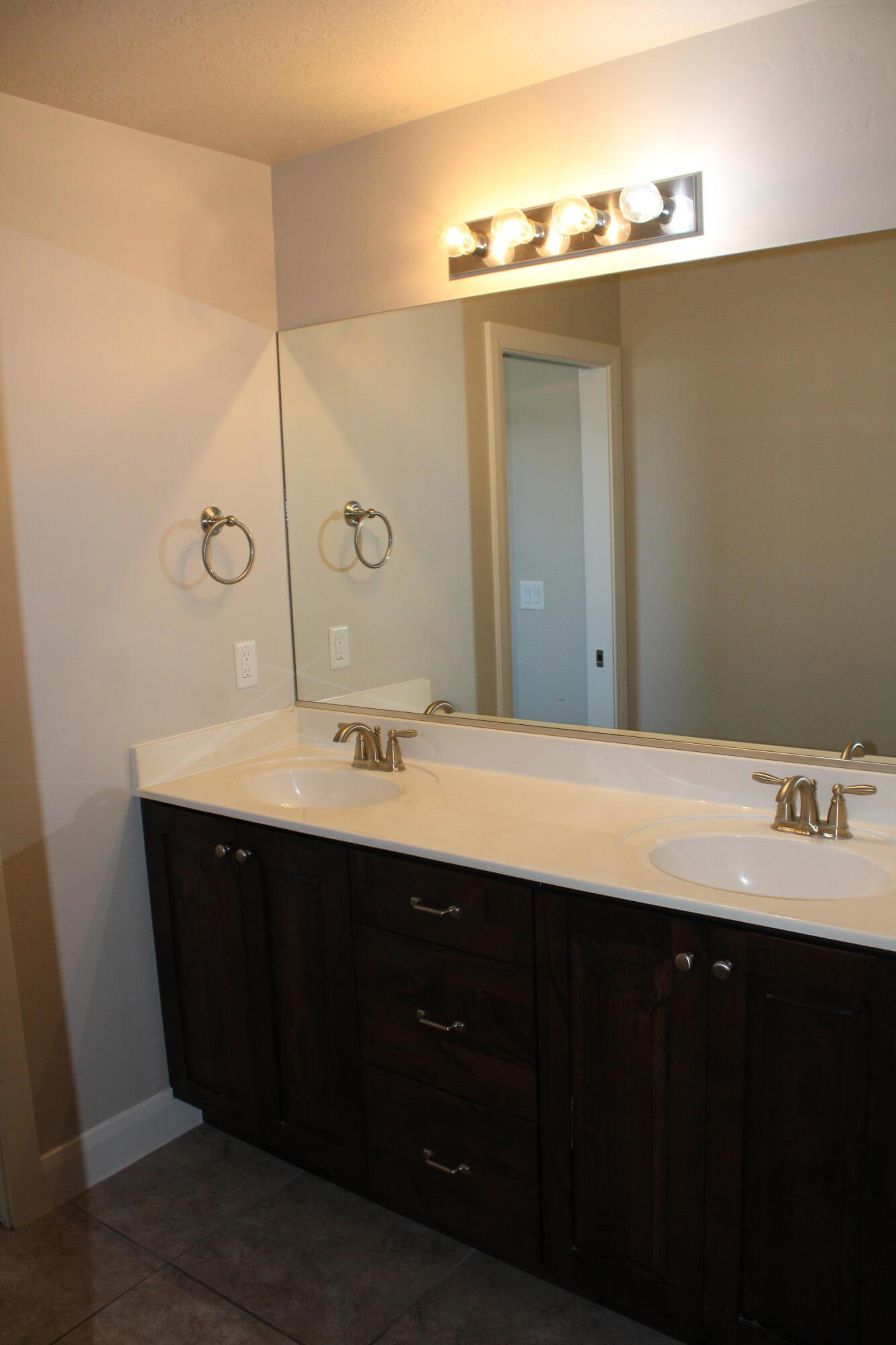 PERRY LANDING - Residential