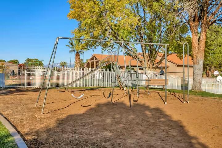 SPORTS VILLAGE - Residential