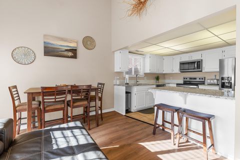 Tiny photo for 860 S Village RD L-10 #L-10, Saint George, UT 84770 (MLS # 25-266209)