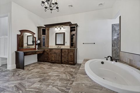 Tiny photo for 947 W AMETHYST DR, Saint George, UT 84770 (MLS # 26-271661)