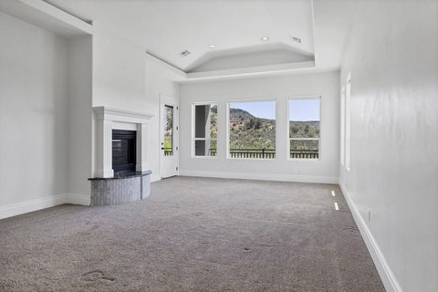 Tiny photo for 947 W AMETHYST DR, Saint George, UT 84770 (MLS # 26-271661)