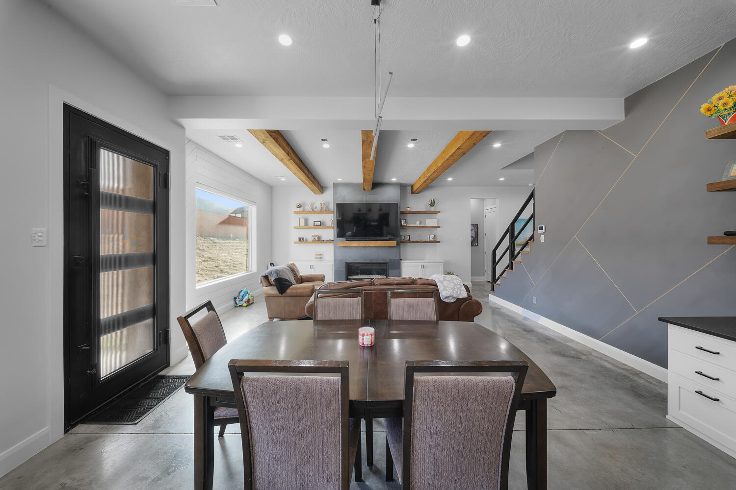 WILLOWS - Residential