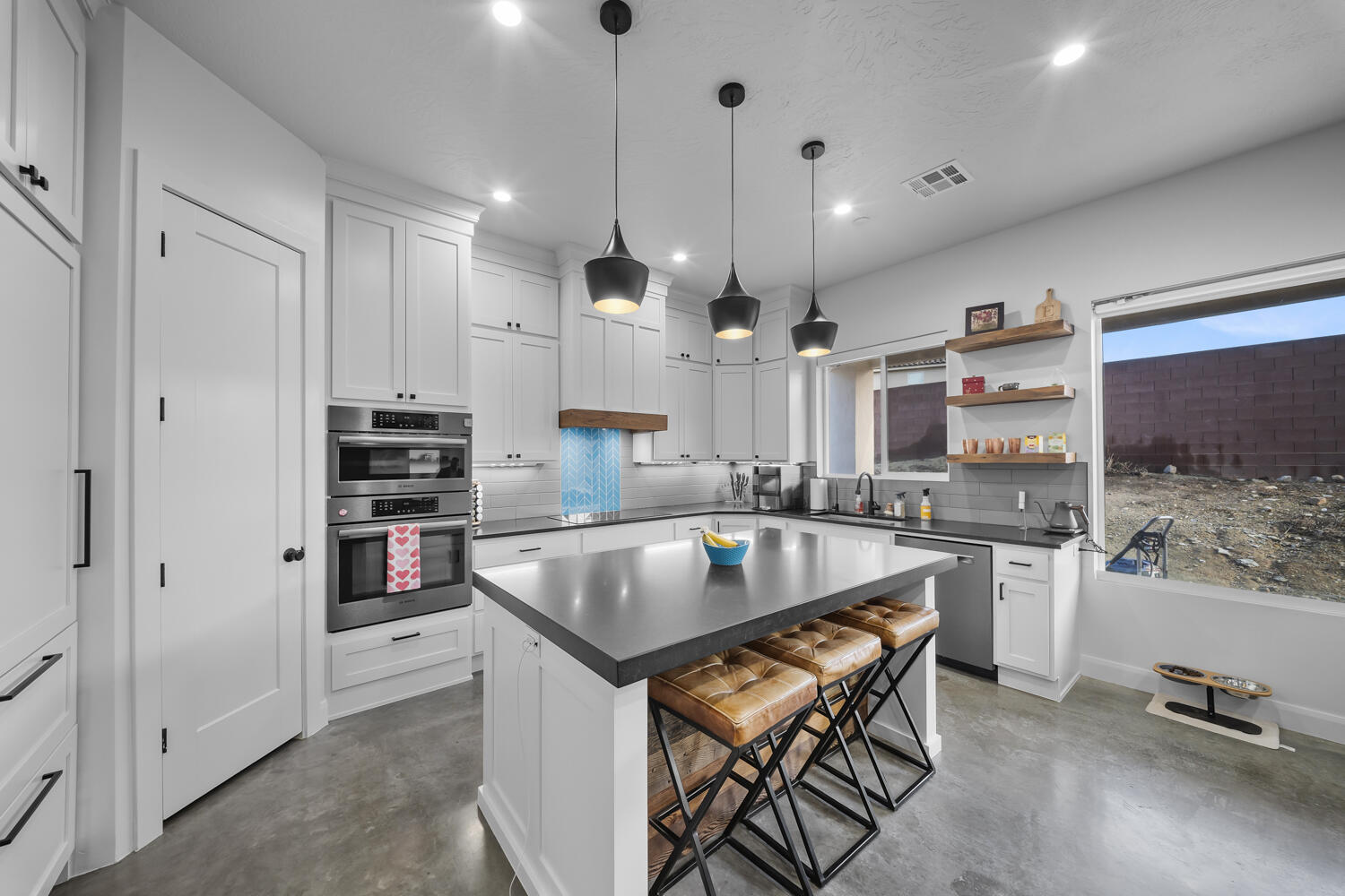 WILLOWS - Residential