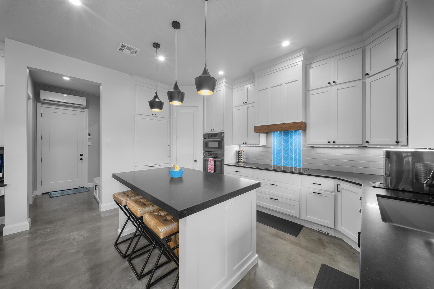 WILLOWS - Residential