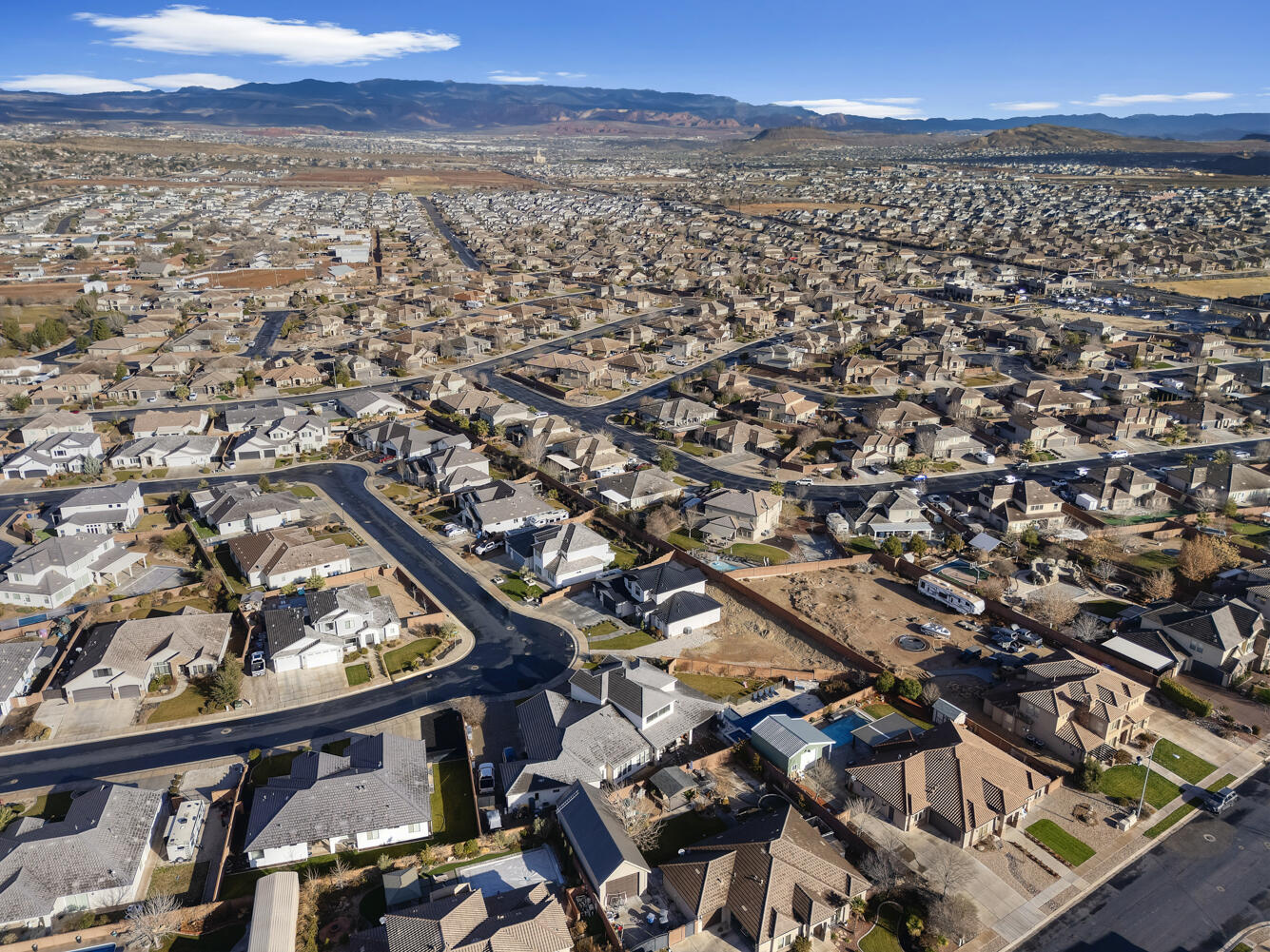 WILLOWS - Residential