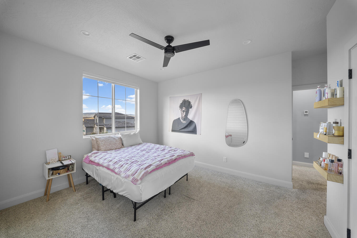 WILLOWS - Residential