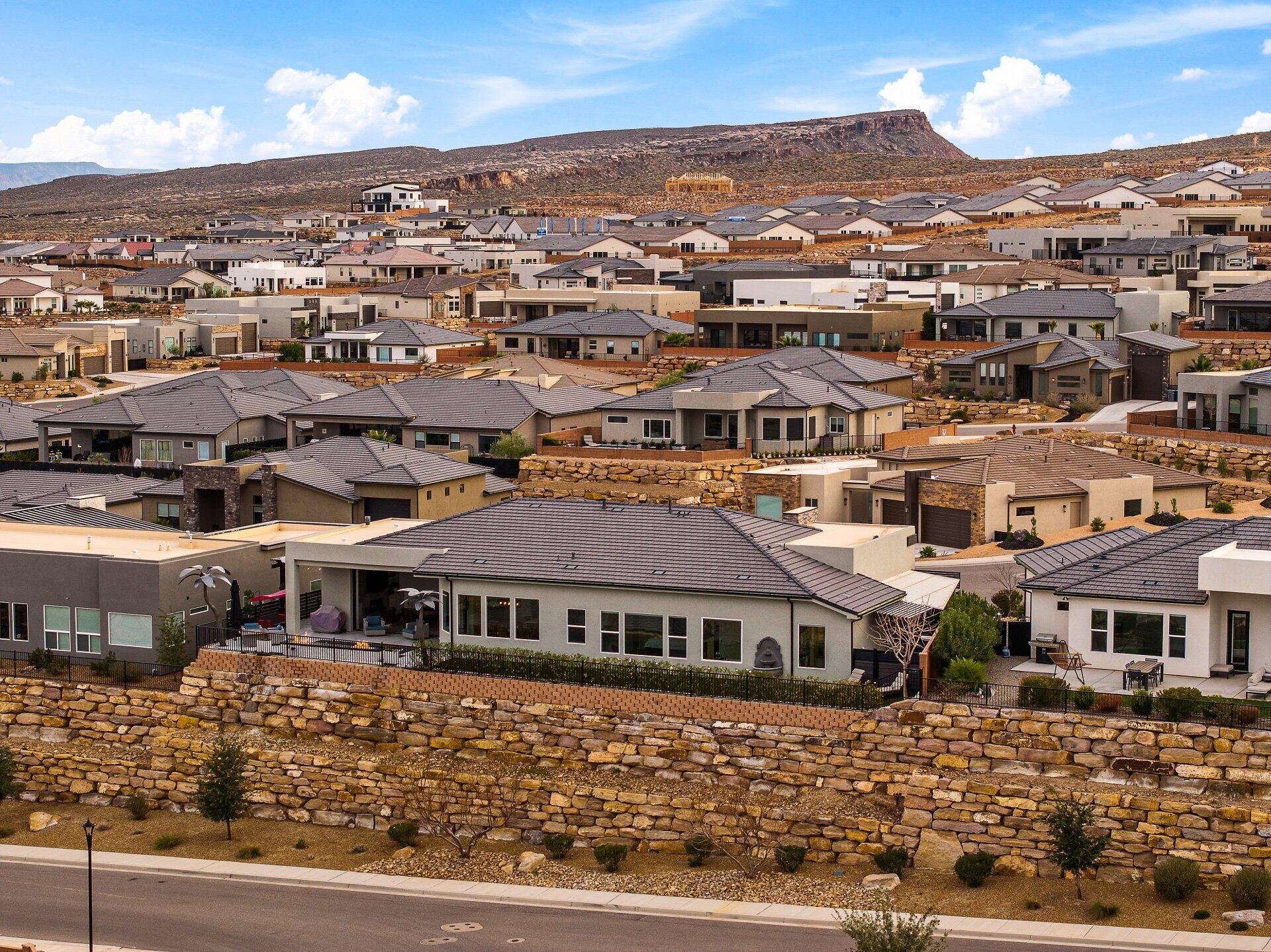 CASCATA AT DIVARIO - Residential