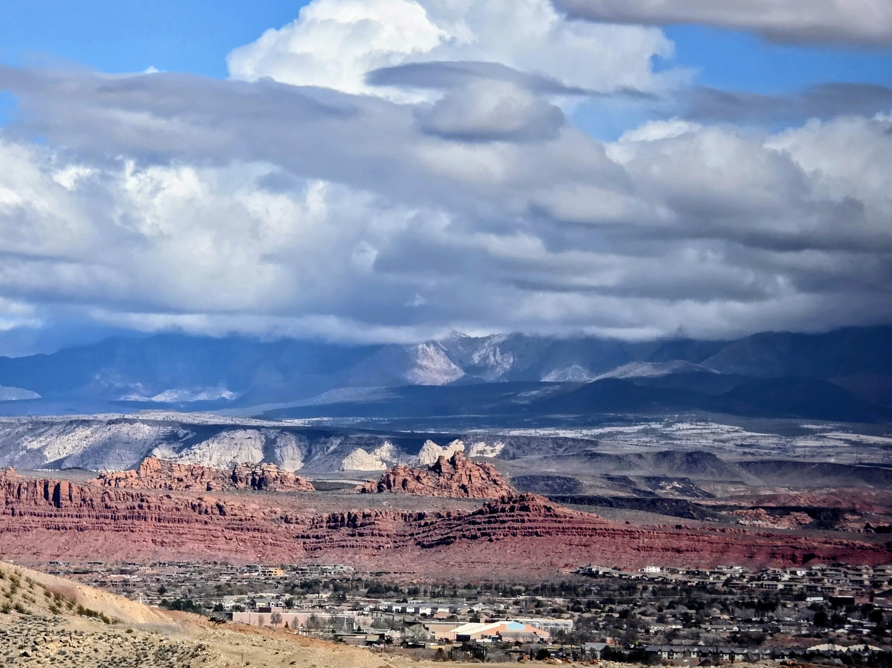 CASCATA AT DIVARIO - Residential