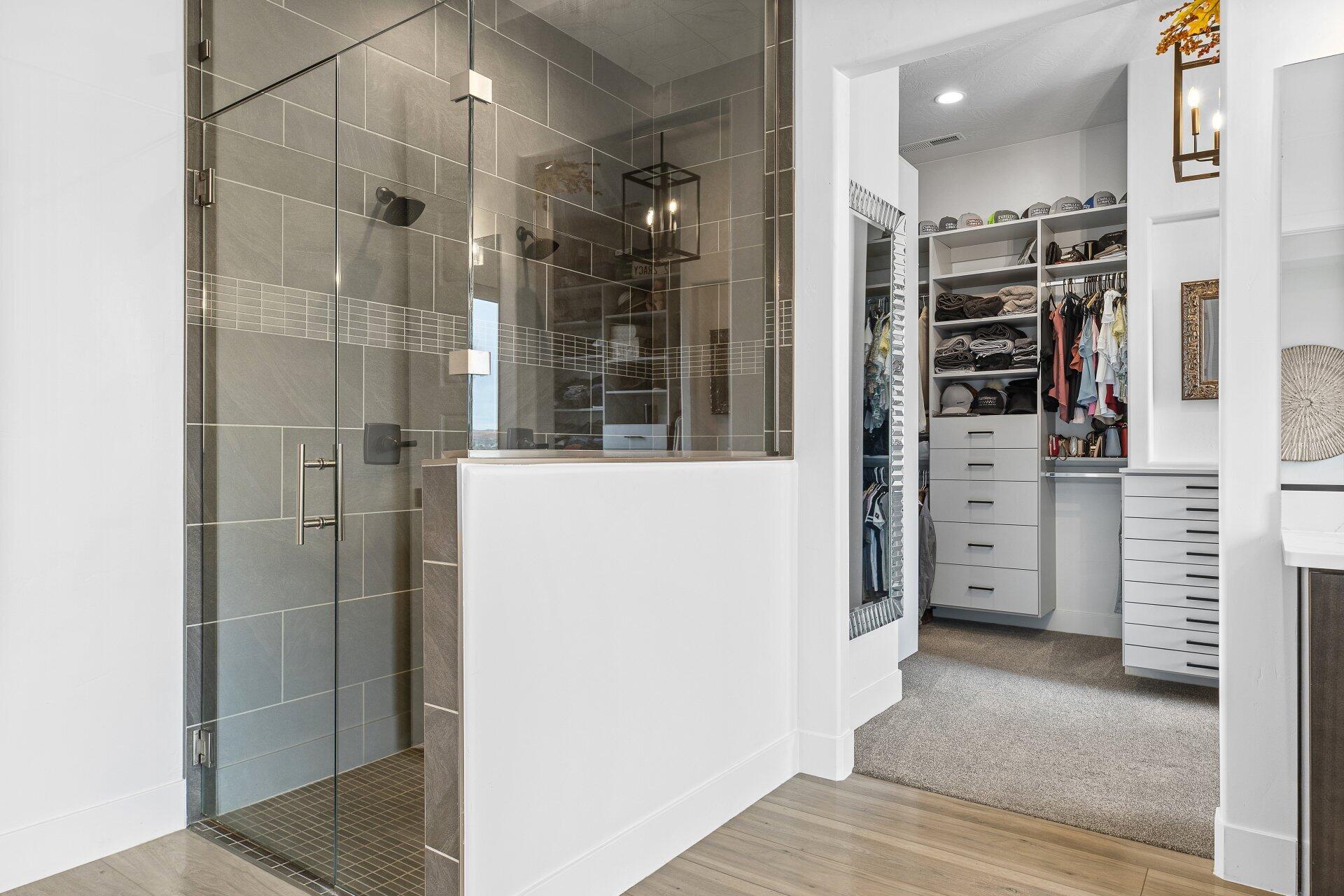 CASCATA AT DIVARIO - Residential