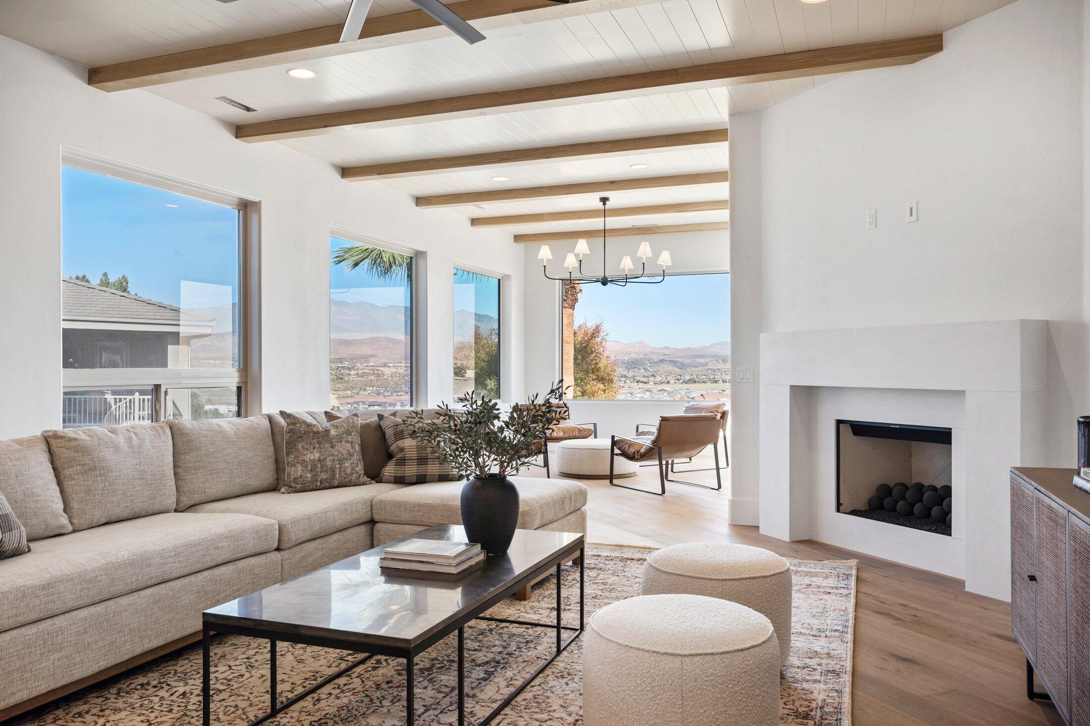 STONE CLIFF - Residential