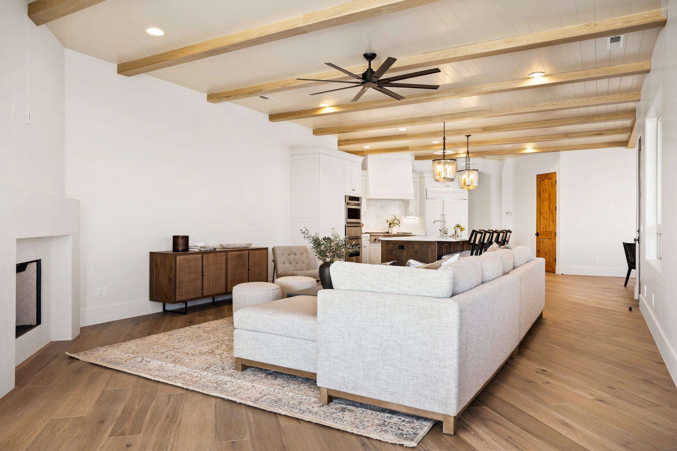 STONE CLIFF - Residential