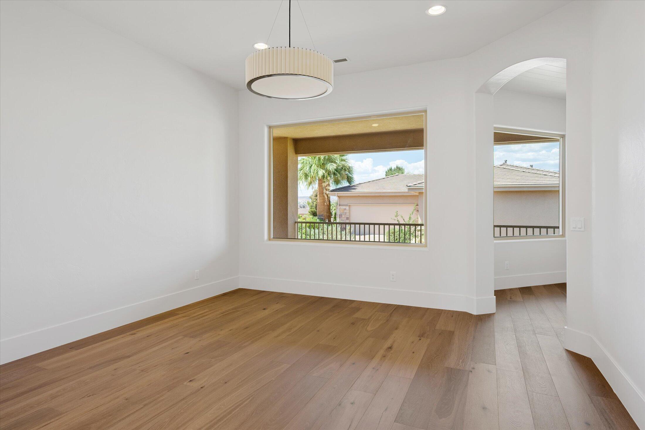 STONE CLIFF - Residential