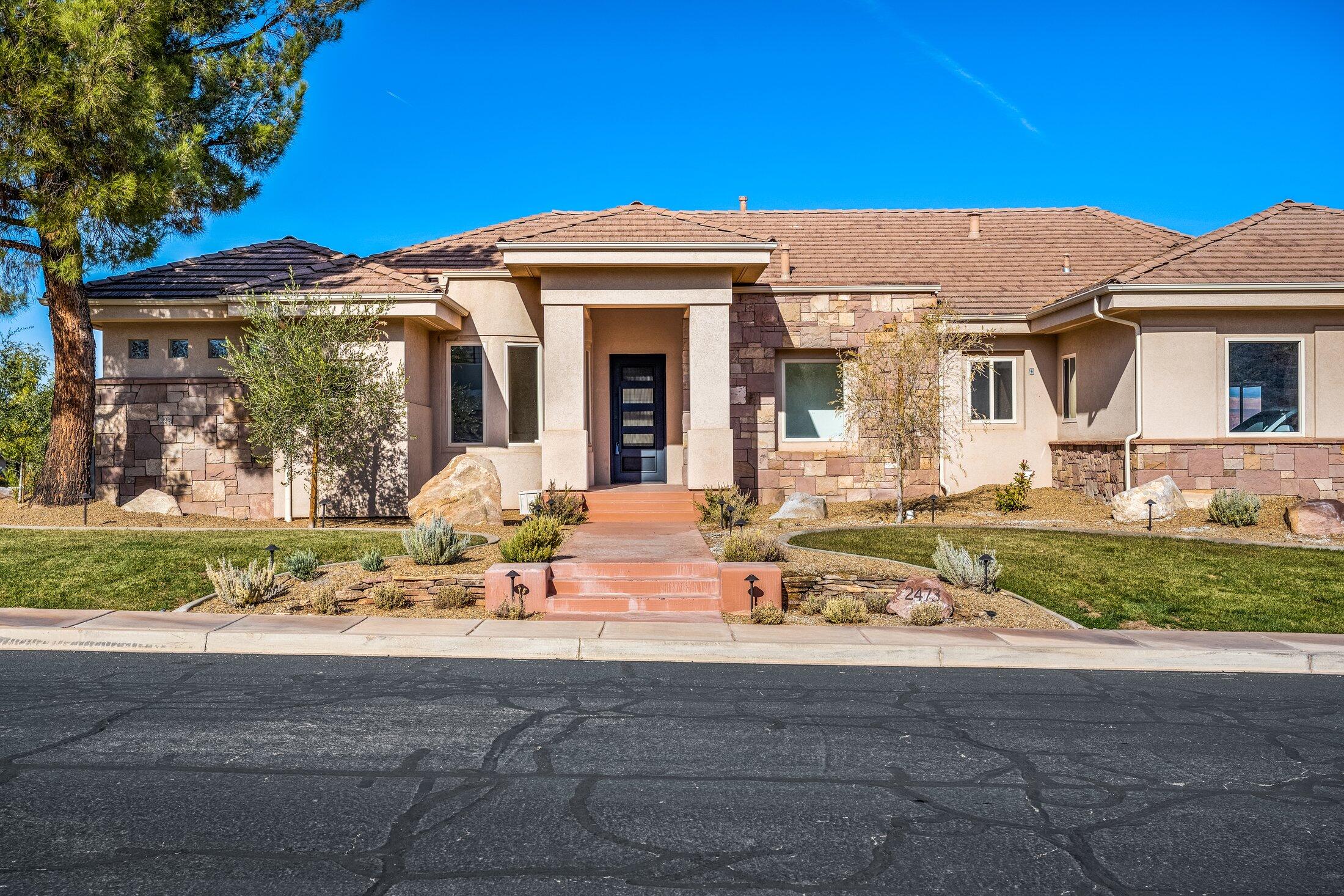 STONE CLIFF - Residential