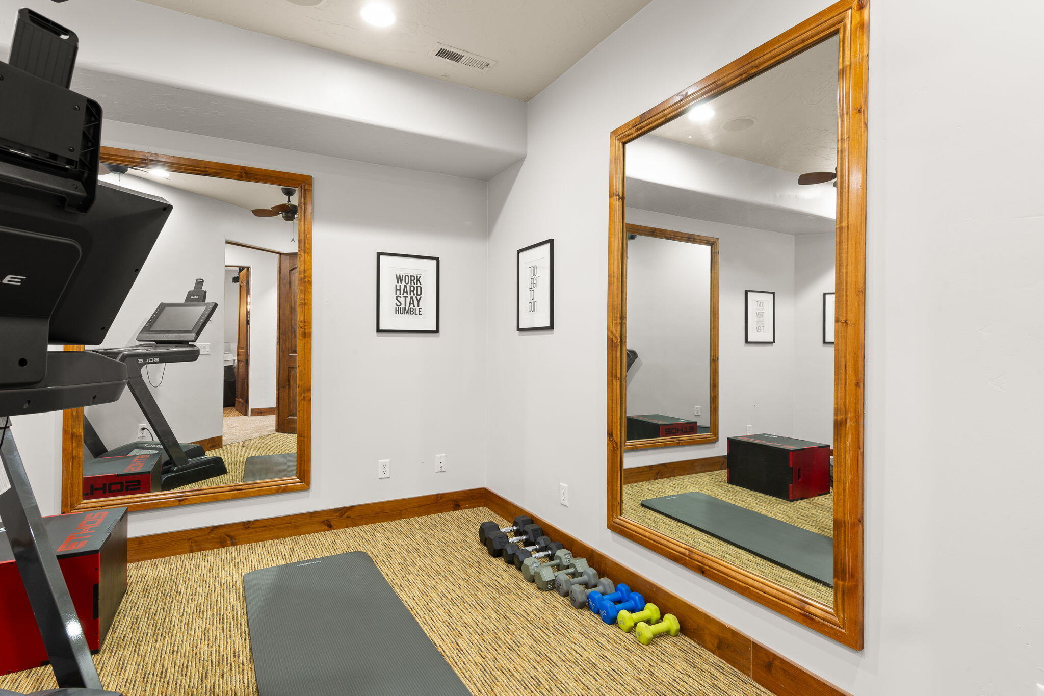 ARROWHEAD ESTATES - Residential