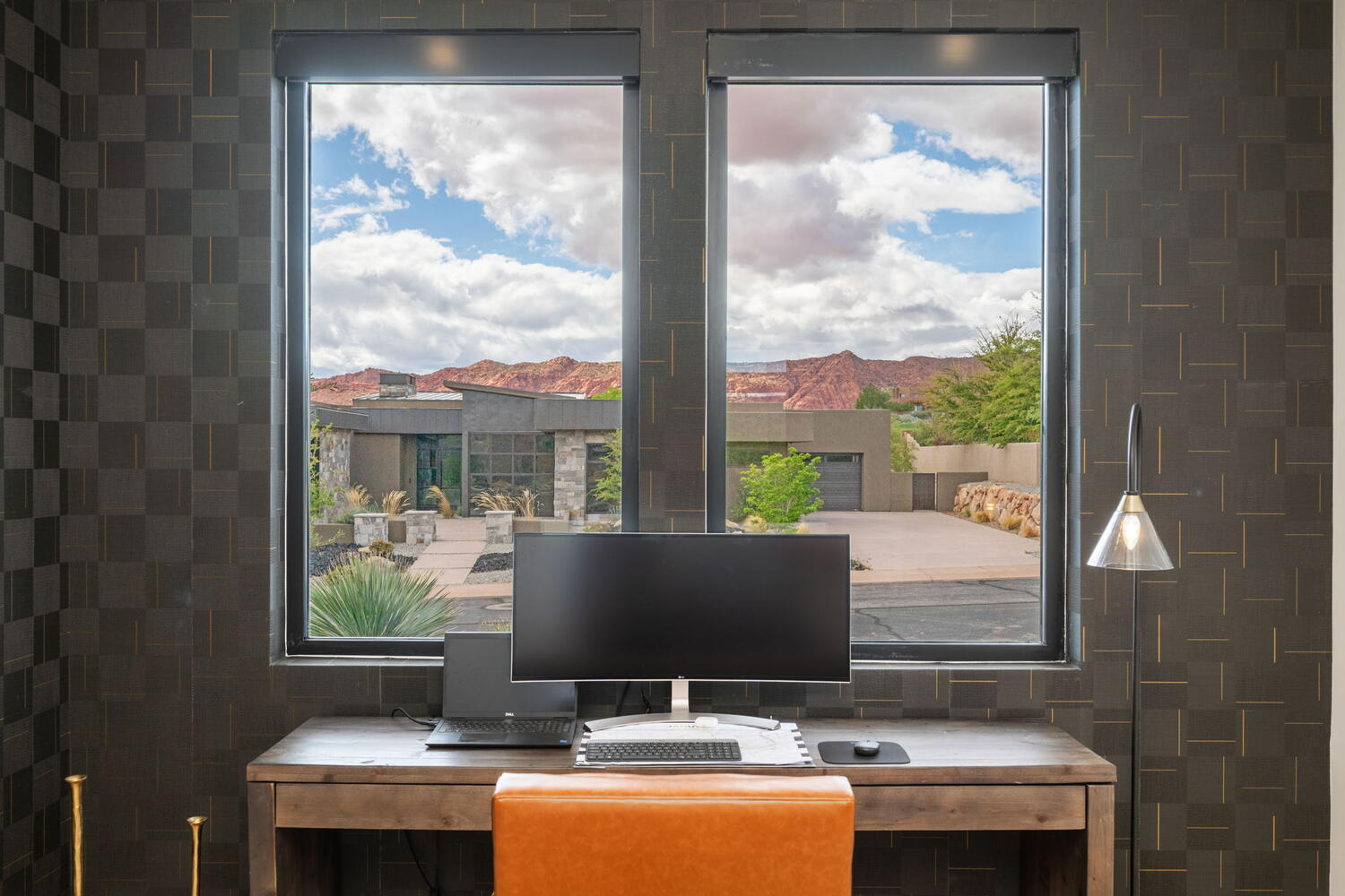 LEDGES OF ST GEORGE - Residential