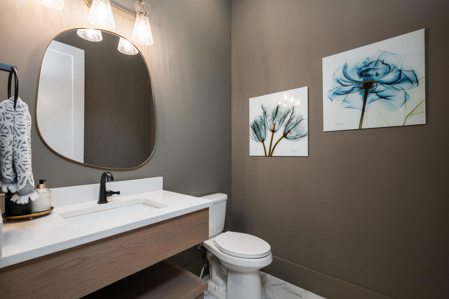 LEDGES OF ST GEORGE - Residential