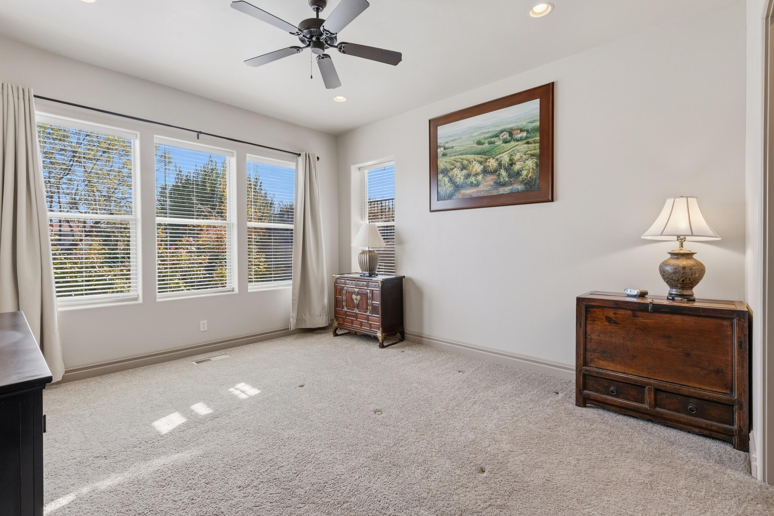 BRIDGEWATER TOWNHOMES AT SUNBROOK - Residential