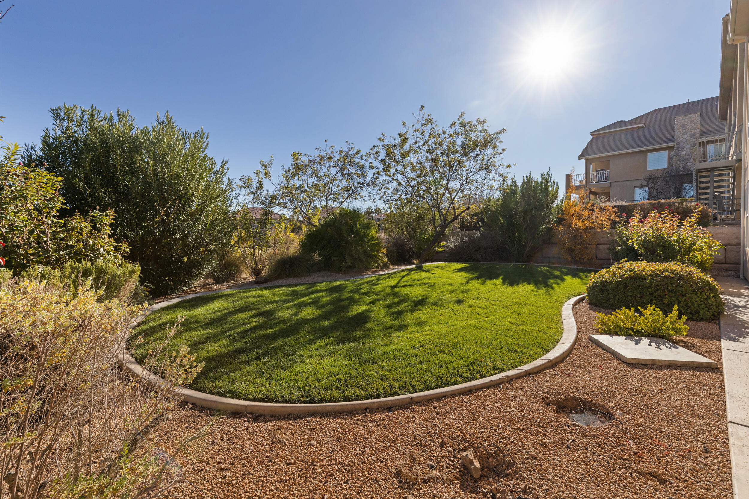 BRIDGEWATER TOWNHOMES AT SUNBROOK - Residential