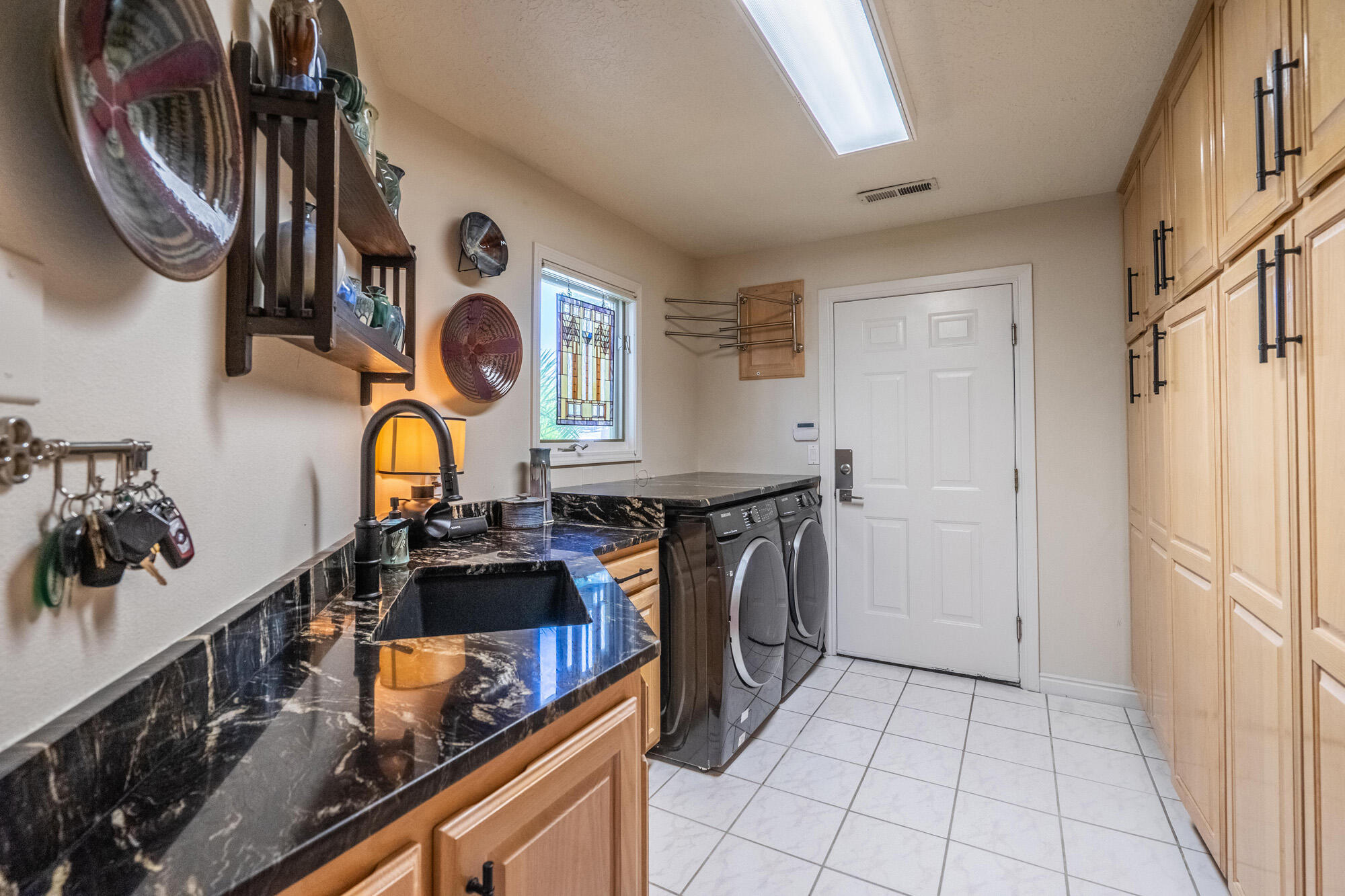 FAIRWAY HILLS - Residential