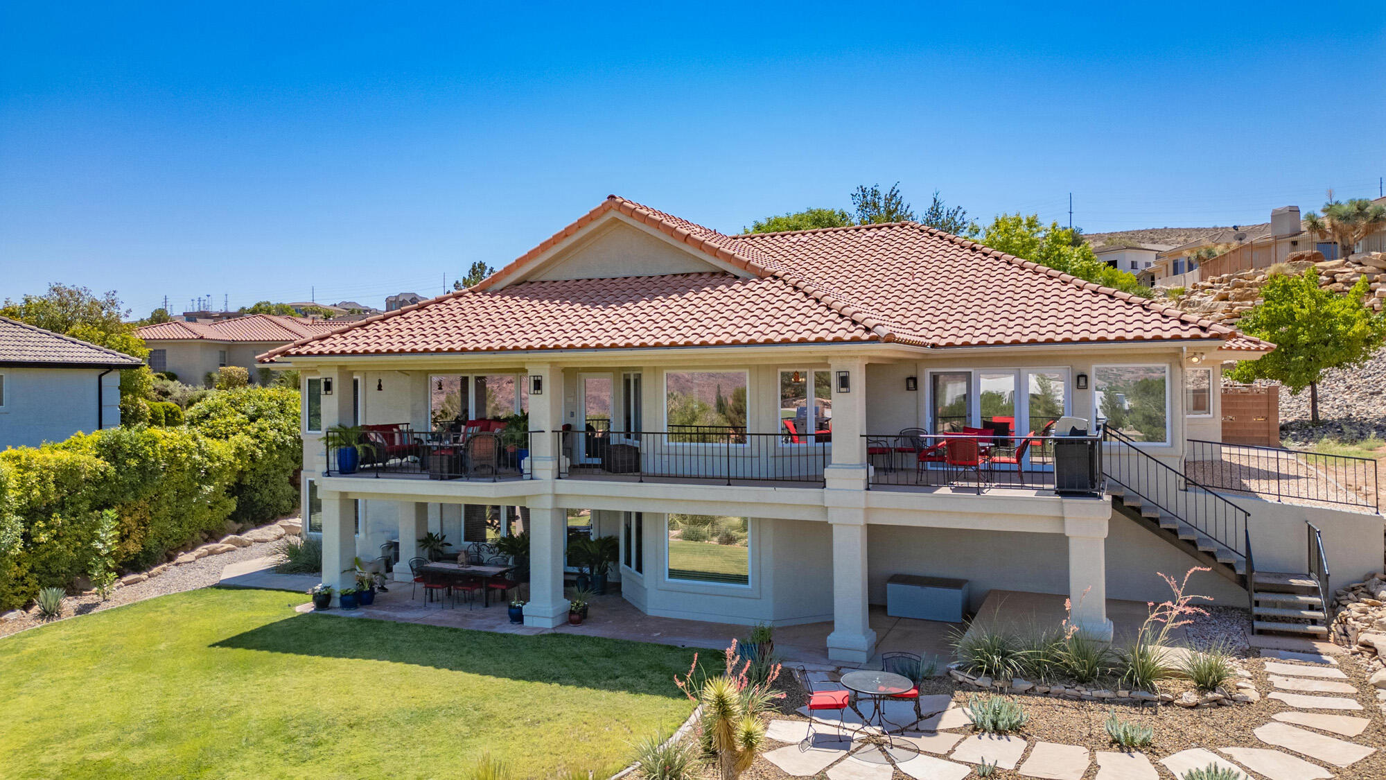 FAIRWAY HILLS - Residential