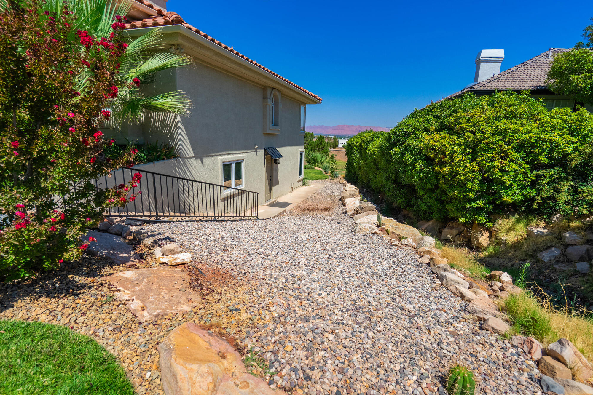 FAIRWAY HILLS - Residential