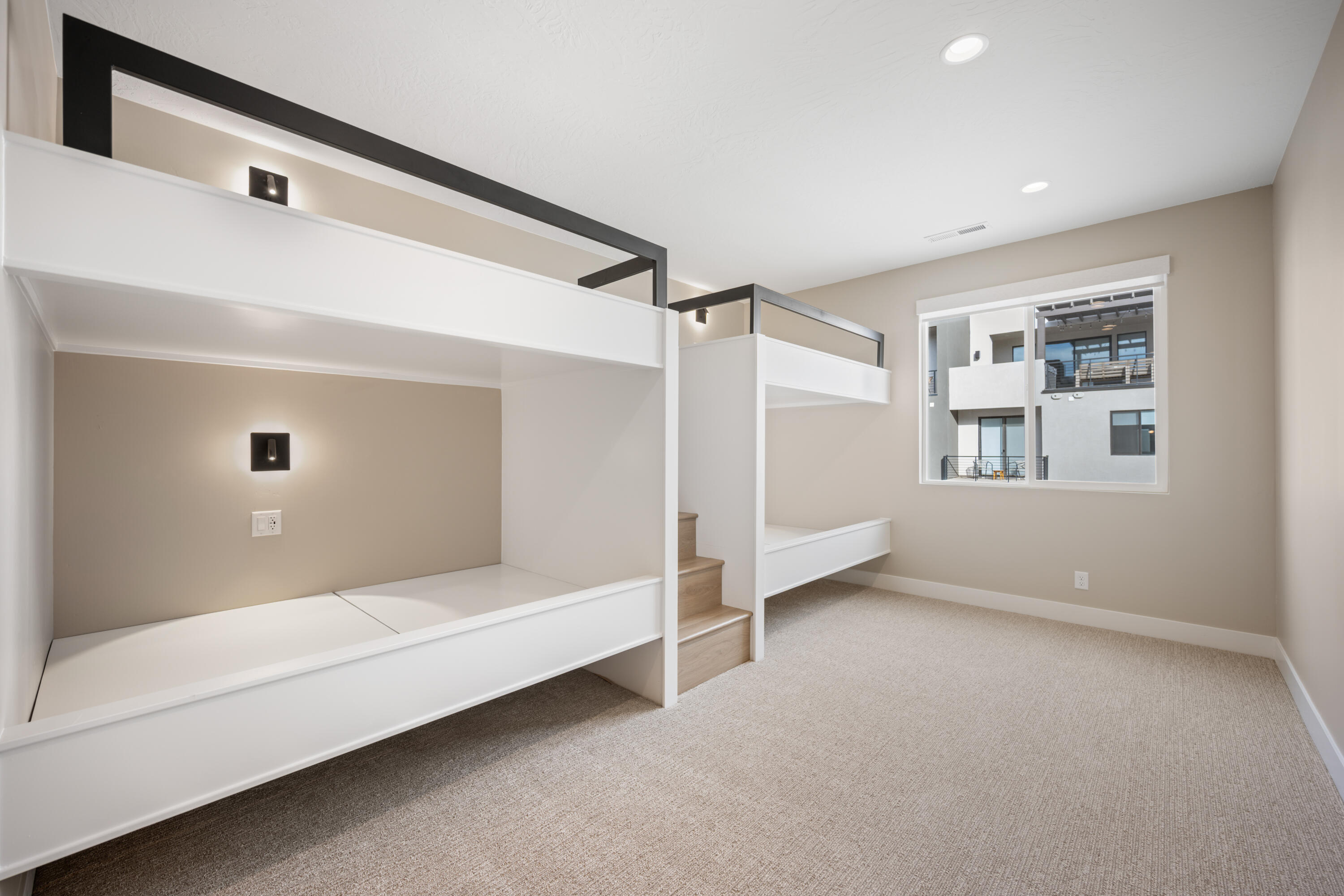 DESERT COLOR RESORT - Residential