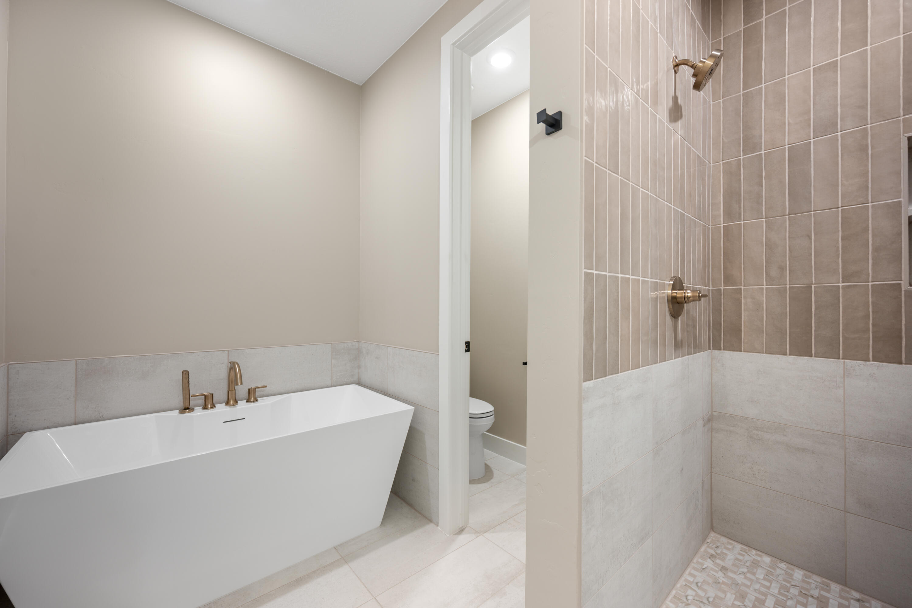 DESERT COLOR RESORT - Residential