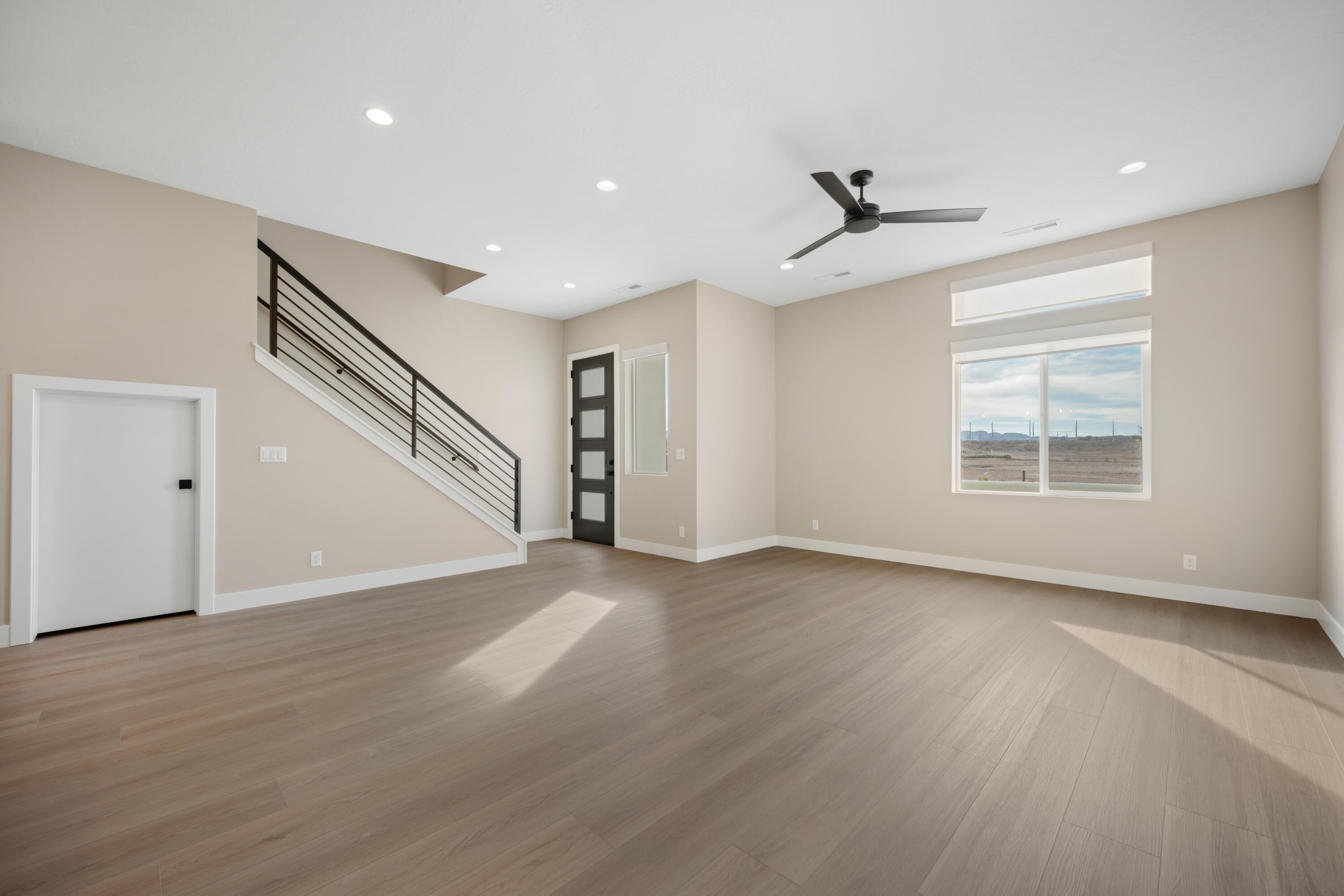 DESERT COLOR RESORT - Residential