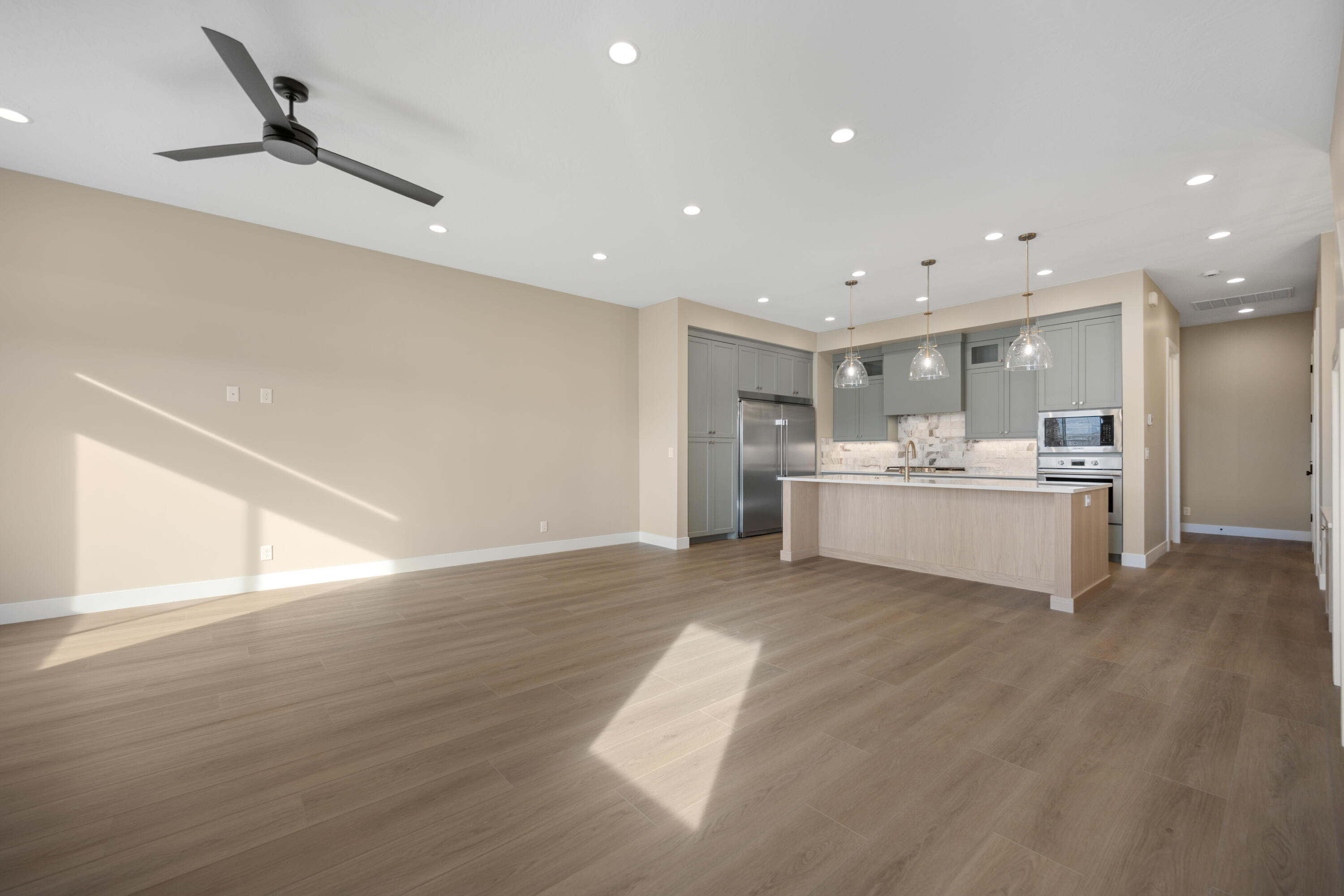 DESERT COLOR RESORT - Residential