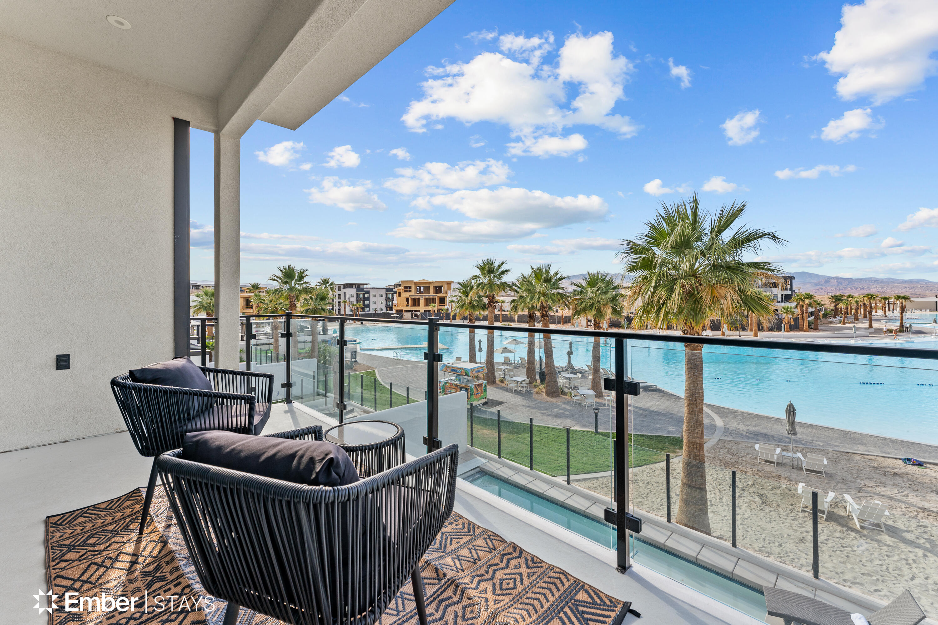 DESERT COLOR RESORT - Residential