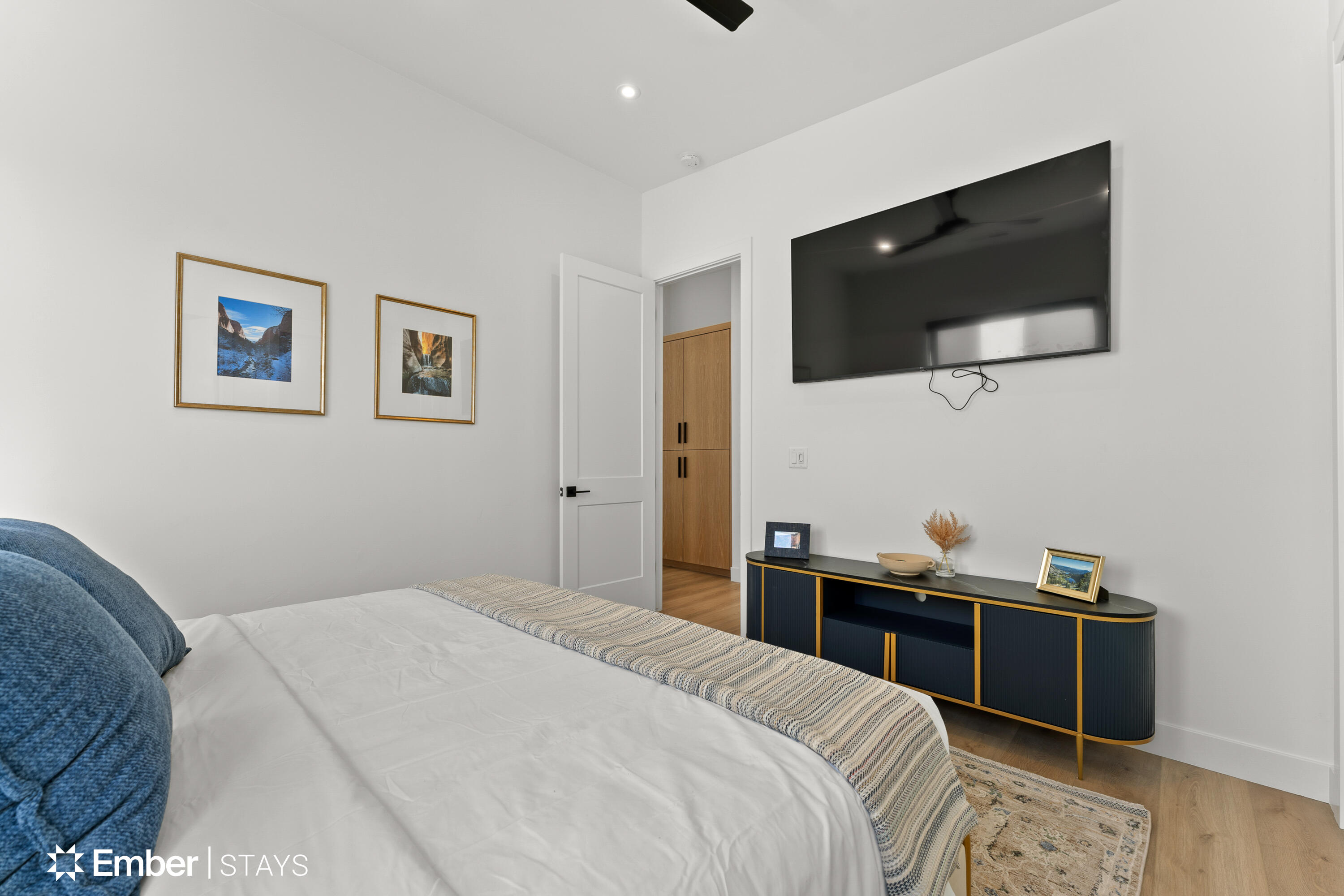 DESERT COLOR RESORT - Residential