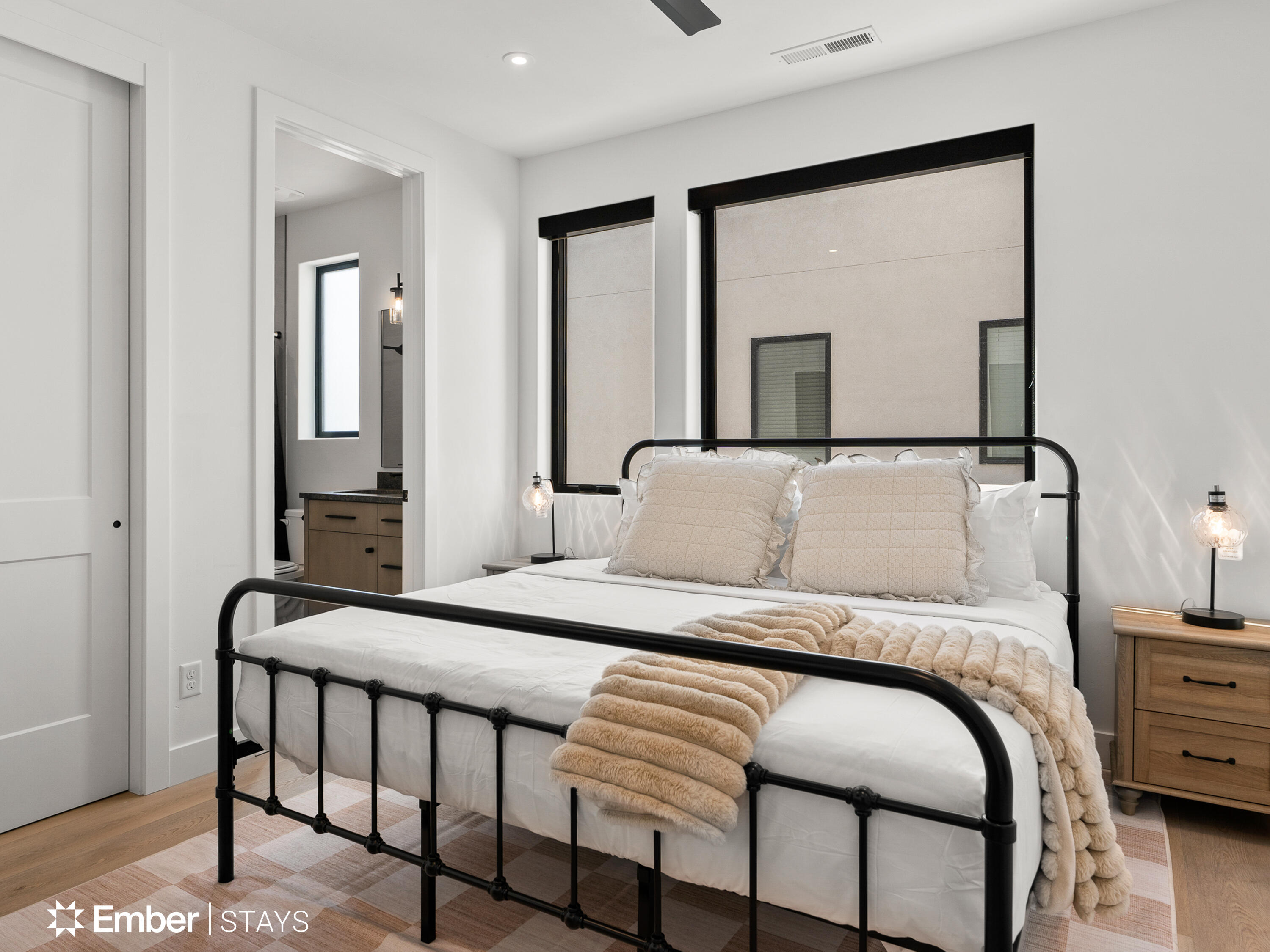 DESERT COLOR RESORT - Residential