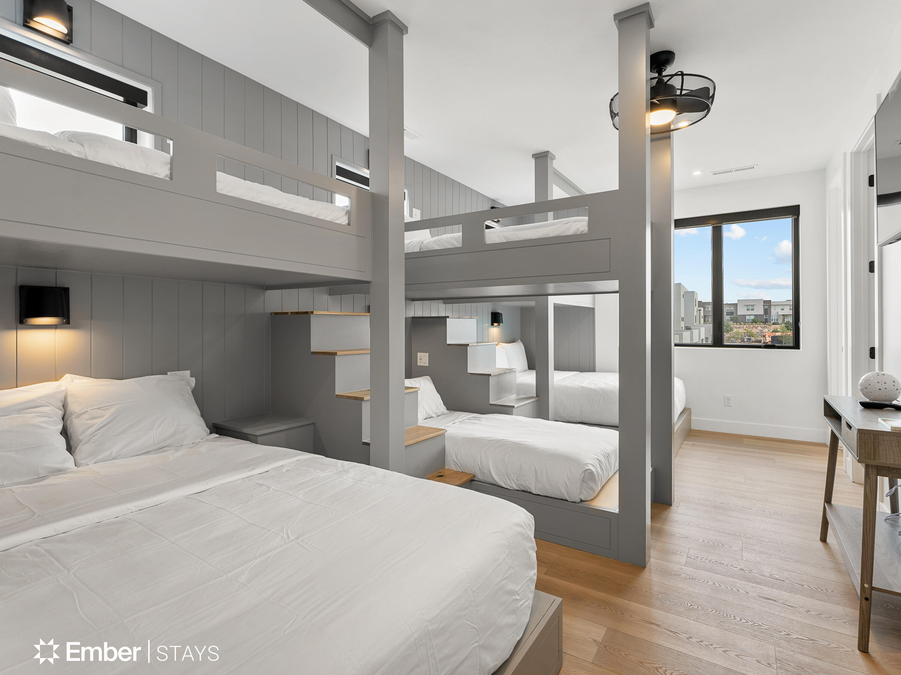 DESERT COLOR RESORT - Residential