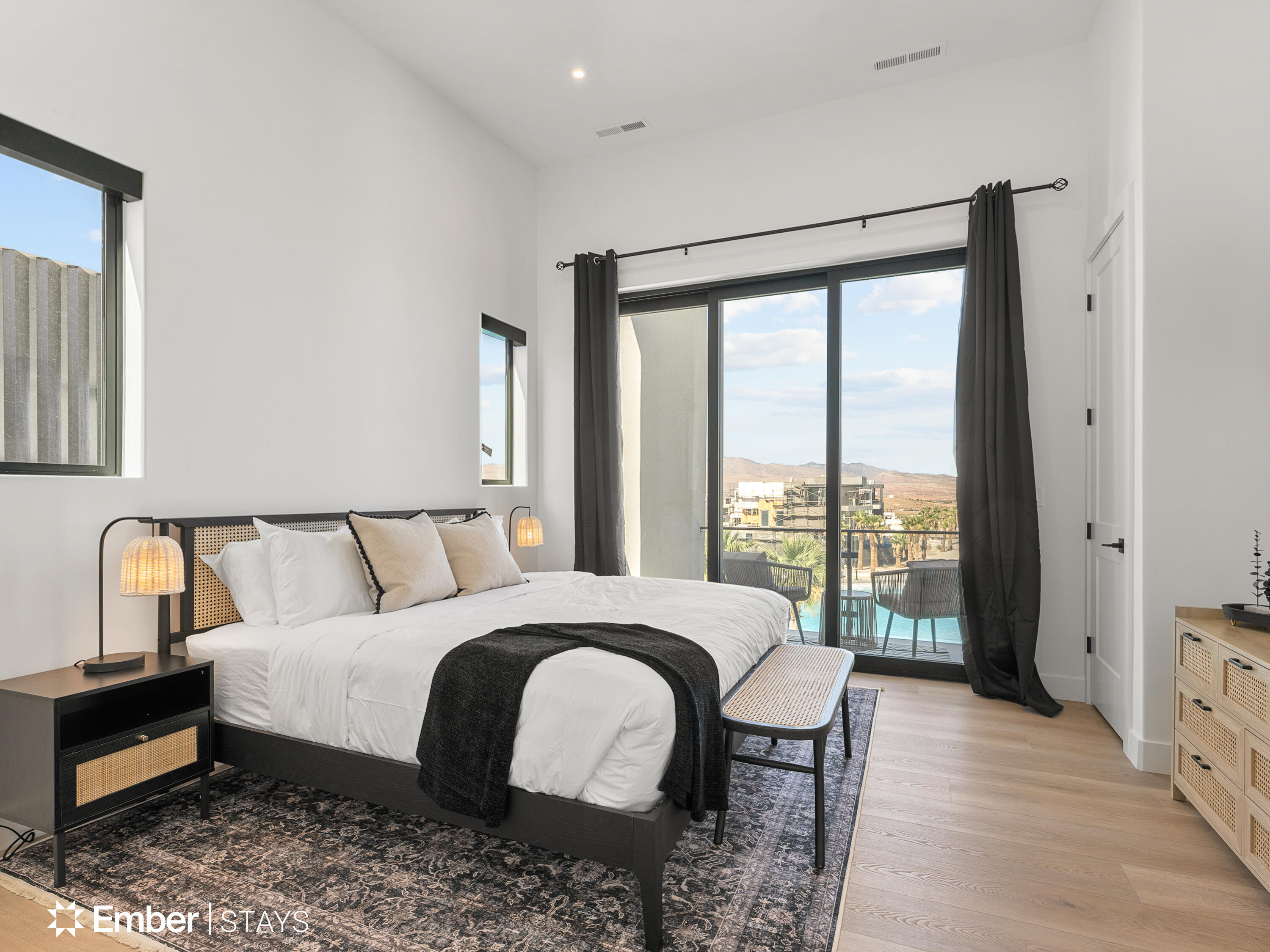 DESERT COLOR RESORT - Residential