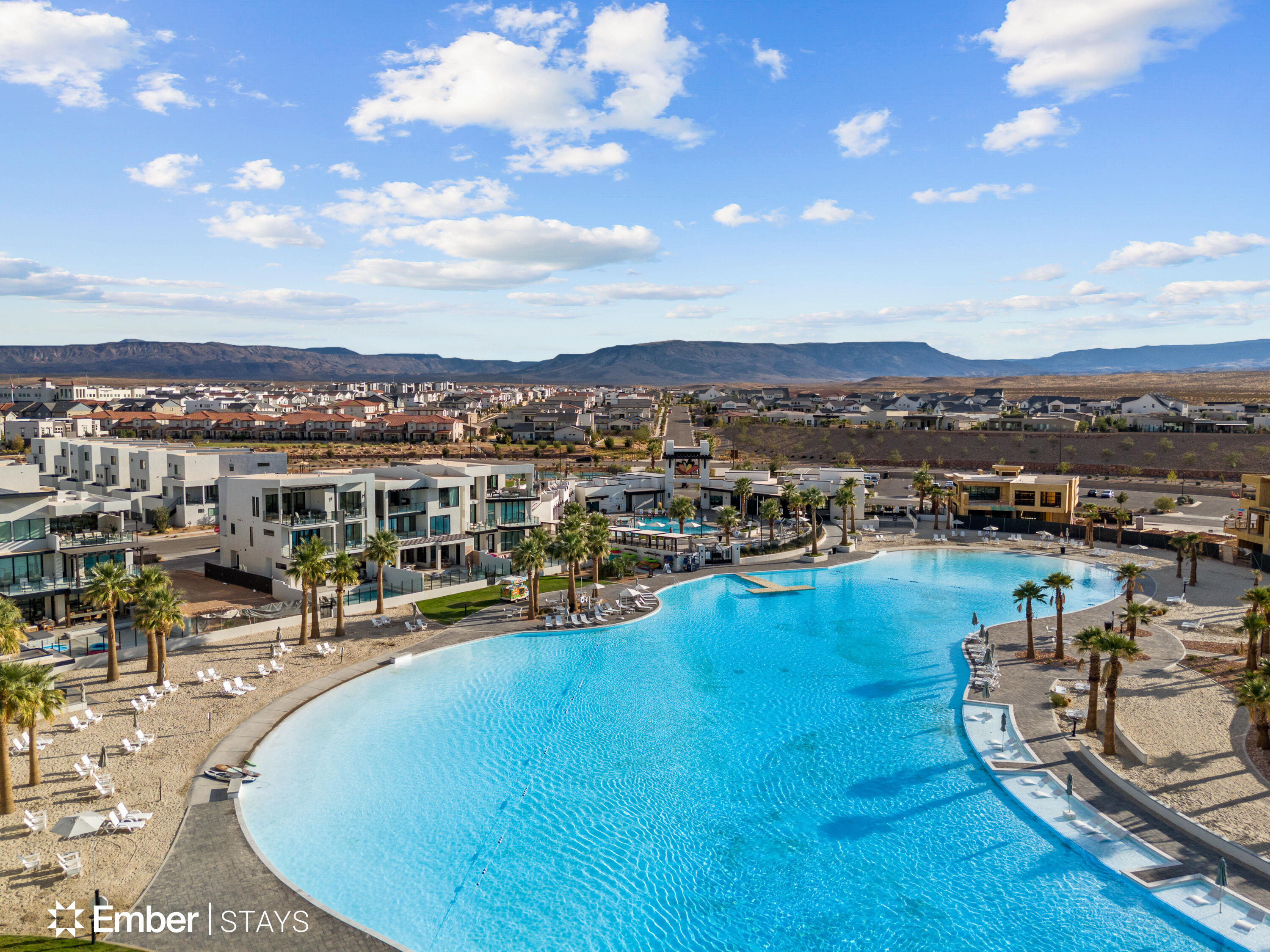 DESERT COLOR RESORT - Residential