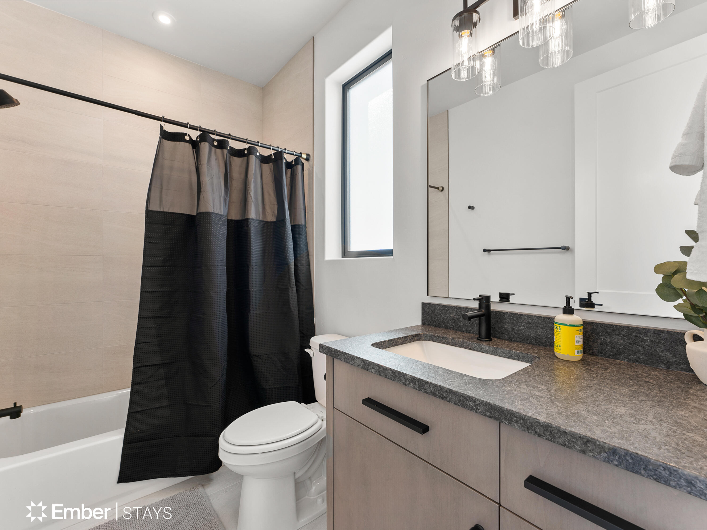 DESERT COLOR RESORT - Residential