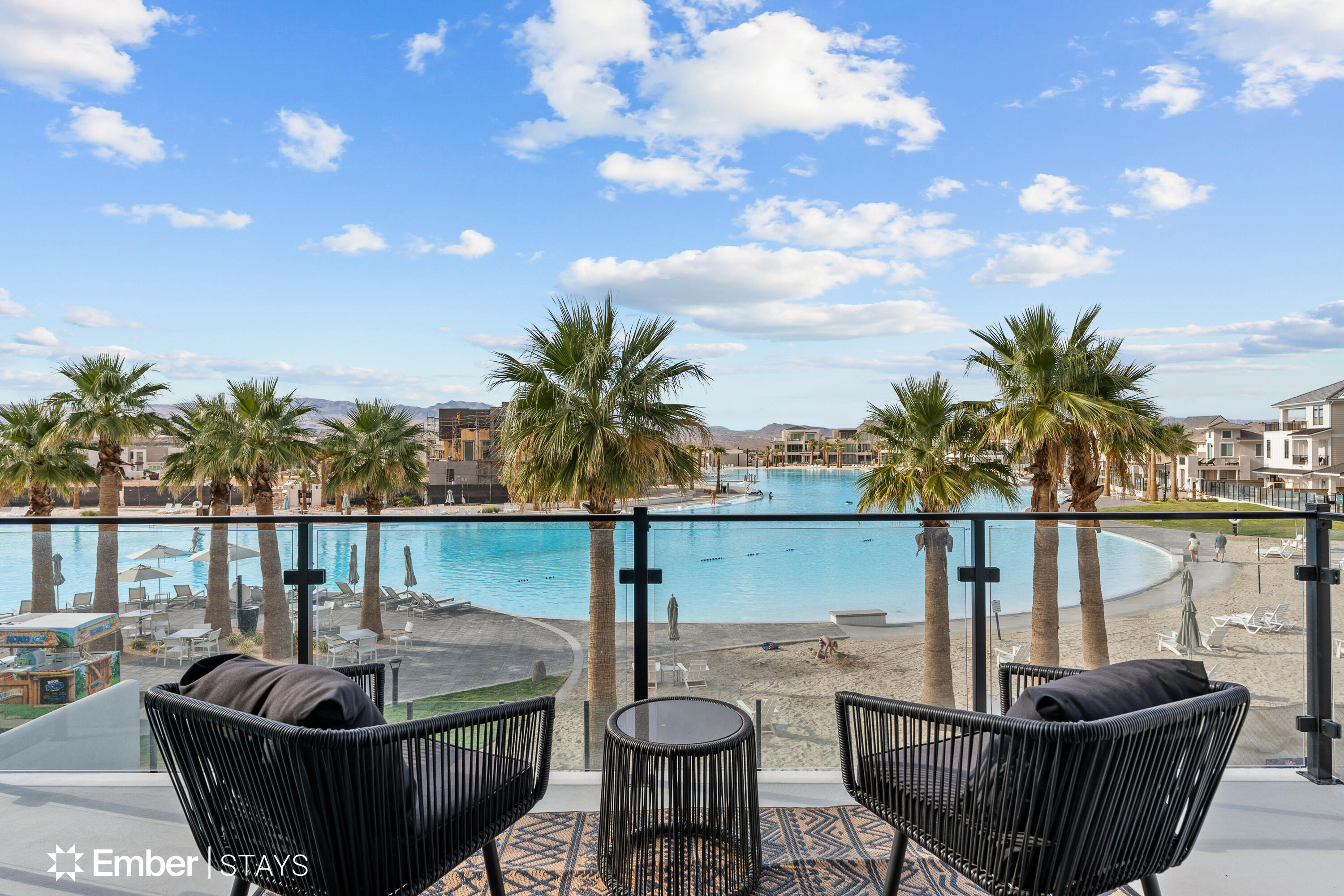 DESERT COLOR RESORT - Residential