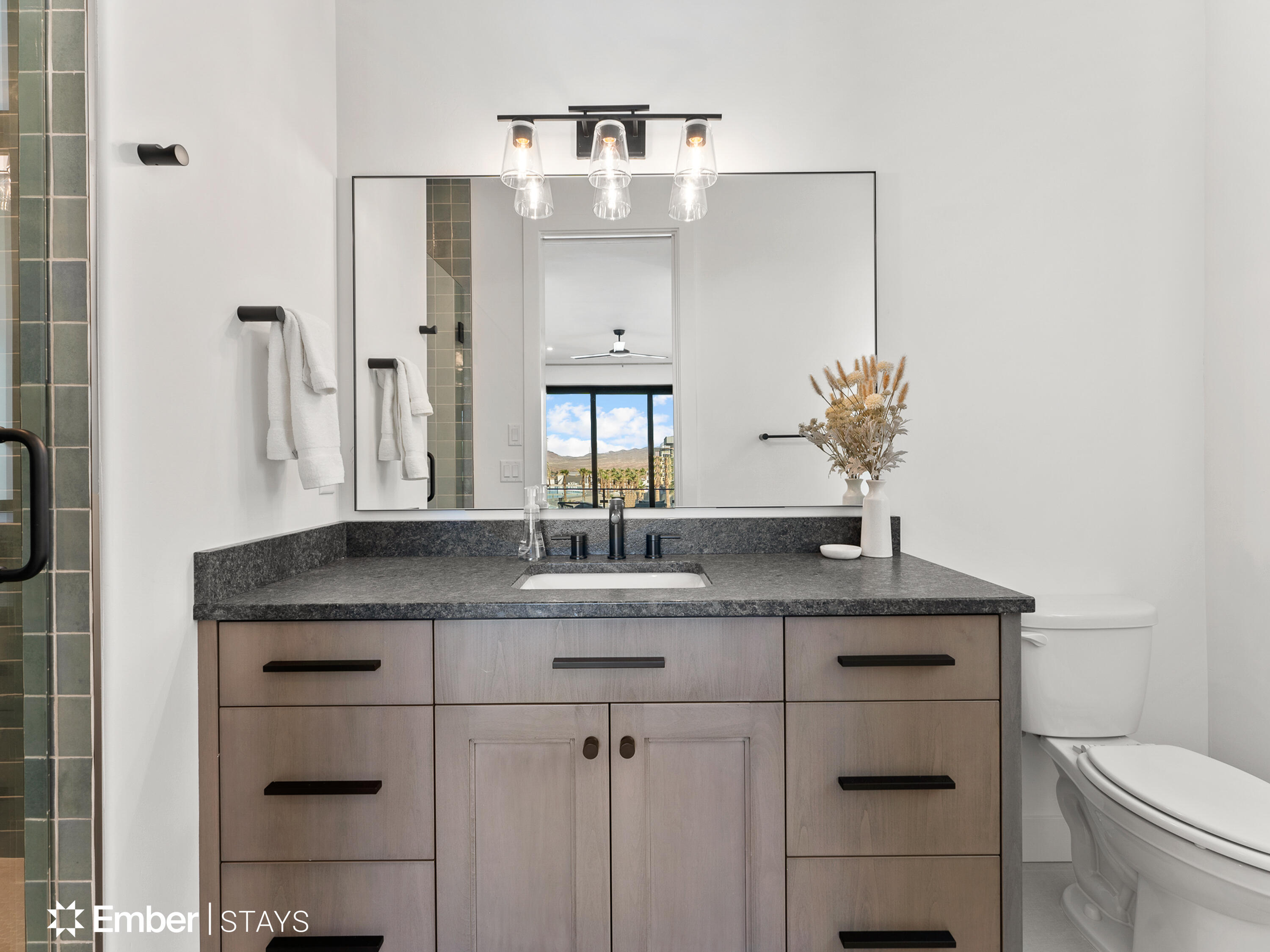 DESERT COLOR RESORT - Residential