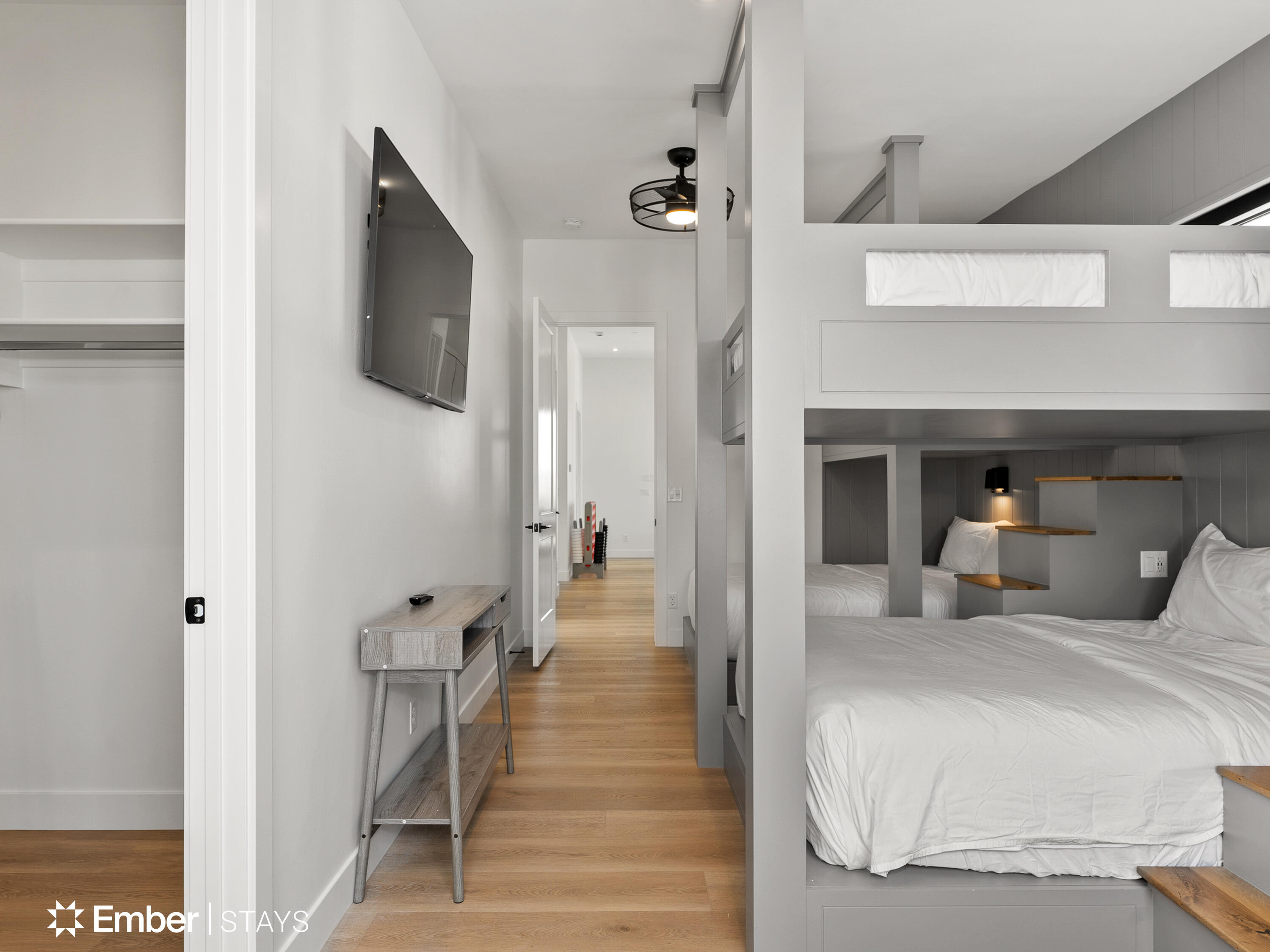 DESERT COLOR RESORT - Residential